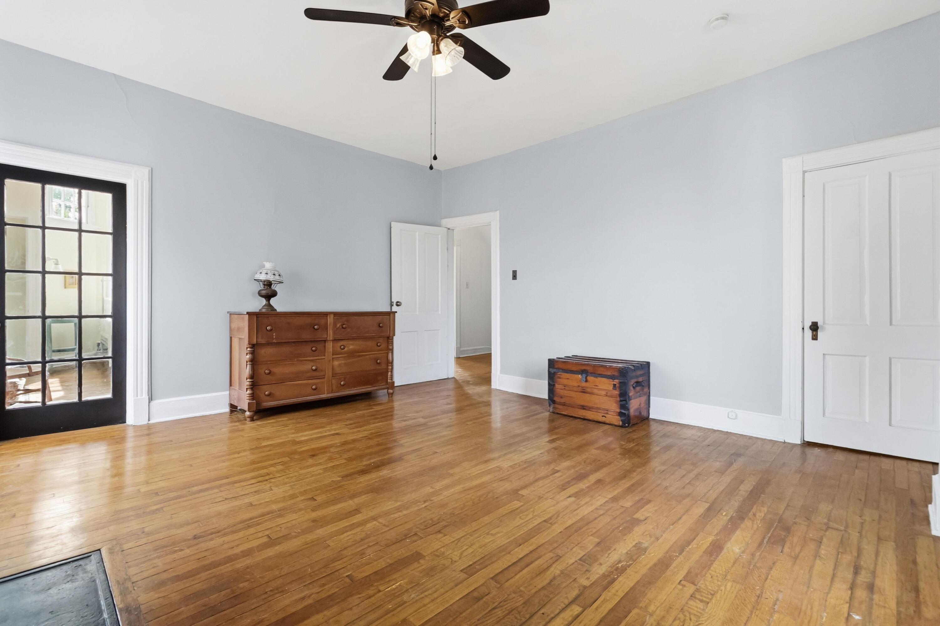 25 W Hickman Street Property Photo 30