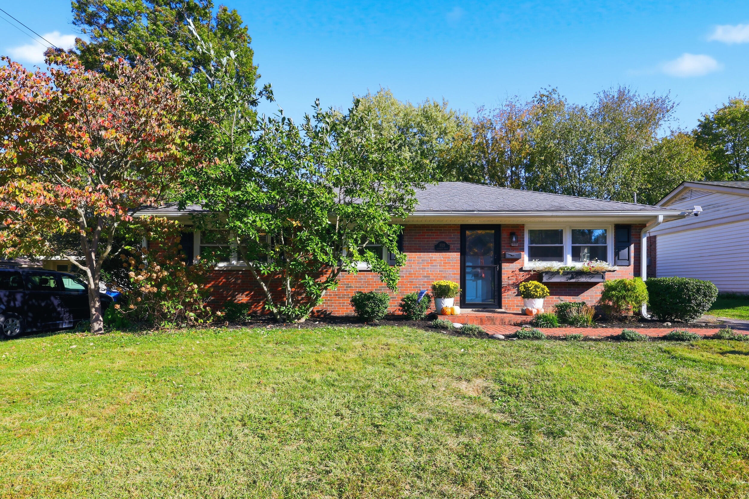 1028 Camellia Drive Property Photo 5