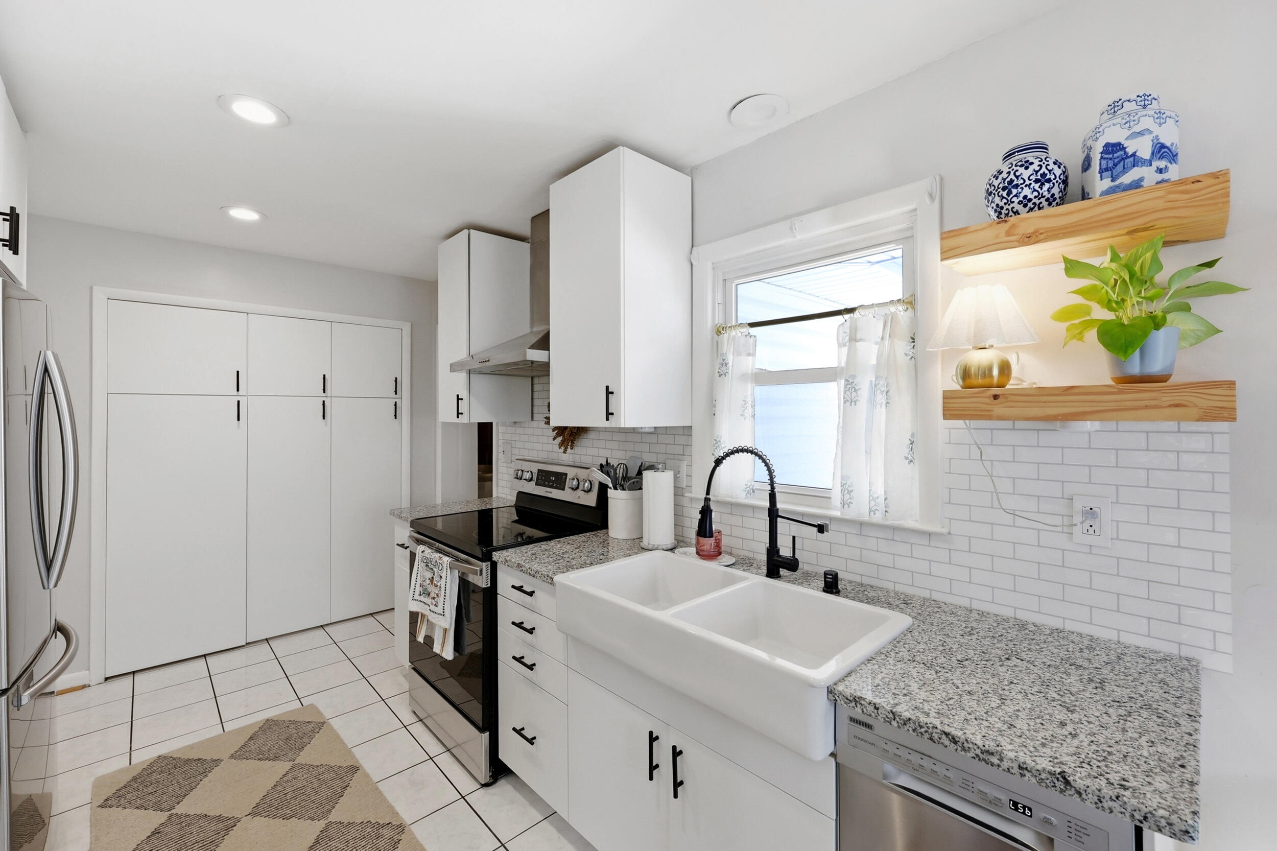 1028 Camellia Drive Property Photo 11