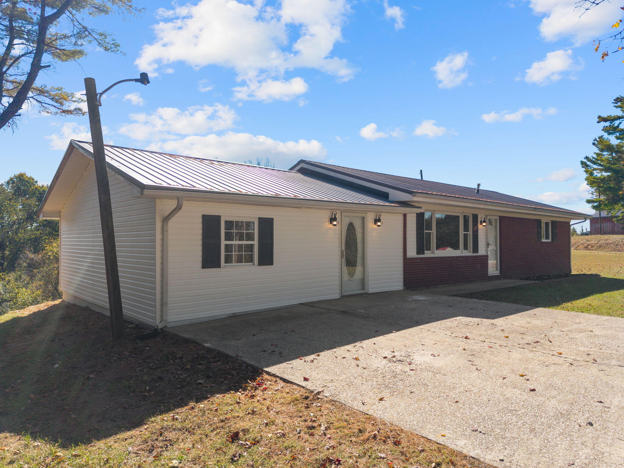 1065 Blueberry Ridge Property Photo 4