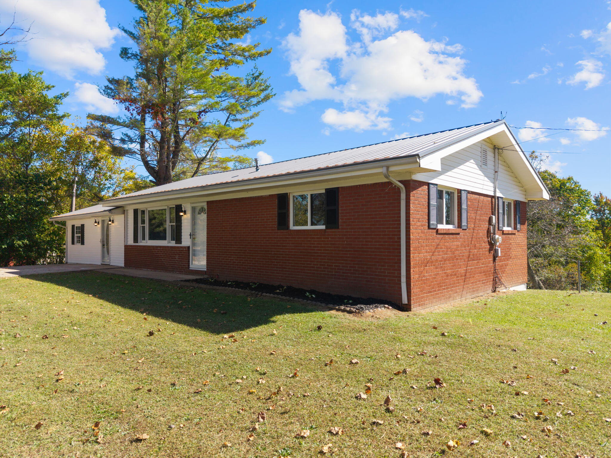 1065 Blueberry Ridge Property Photo 5