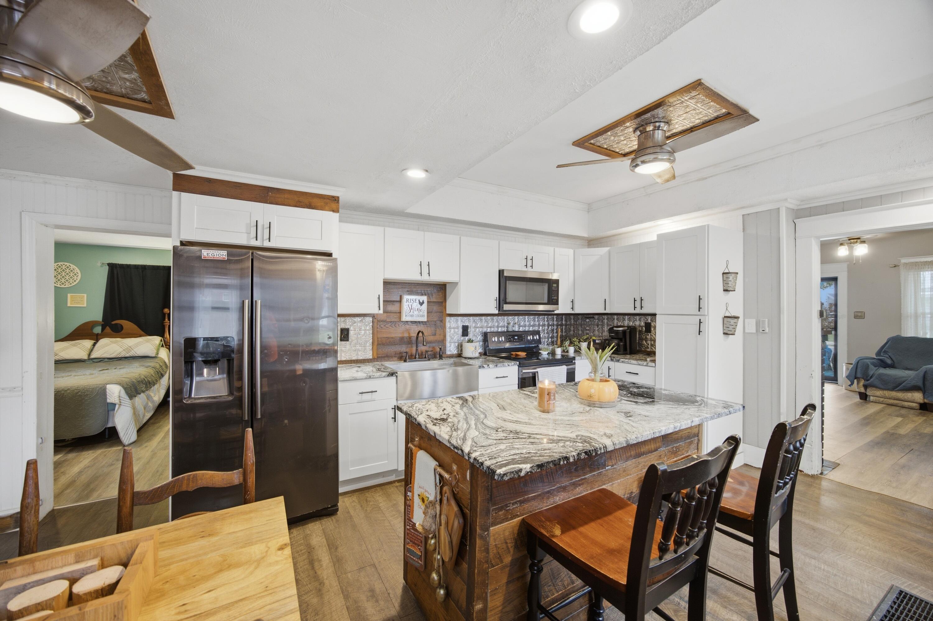 612 North Street Property Photo 18