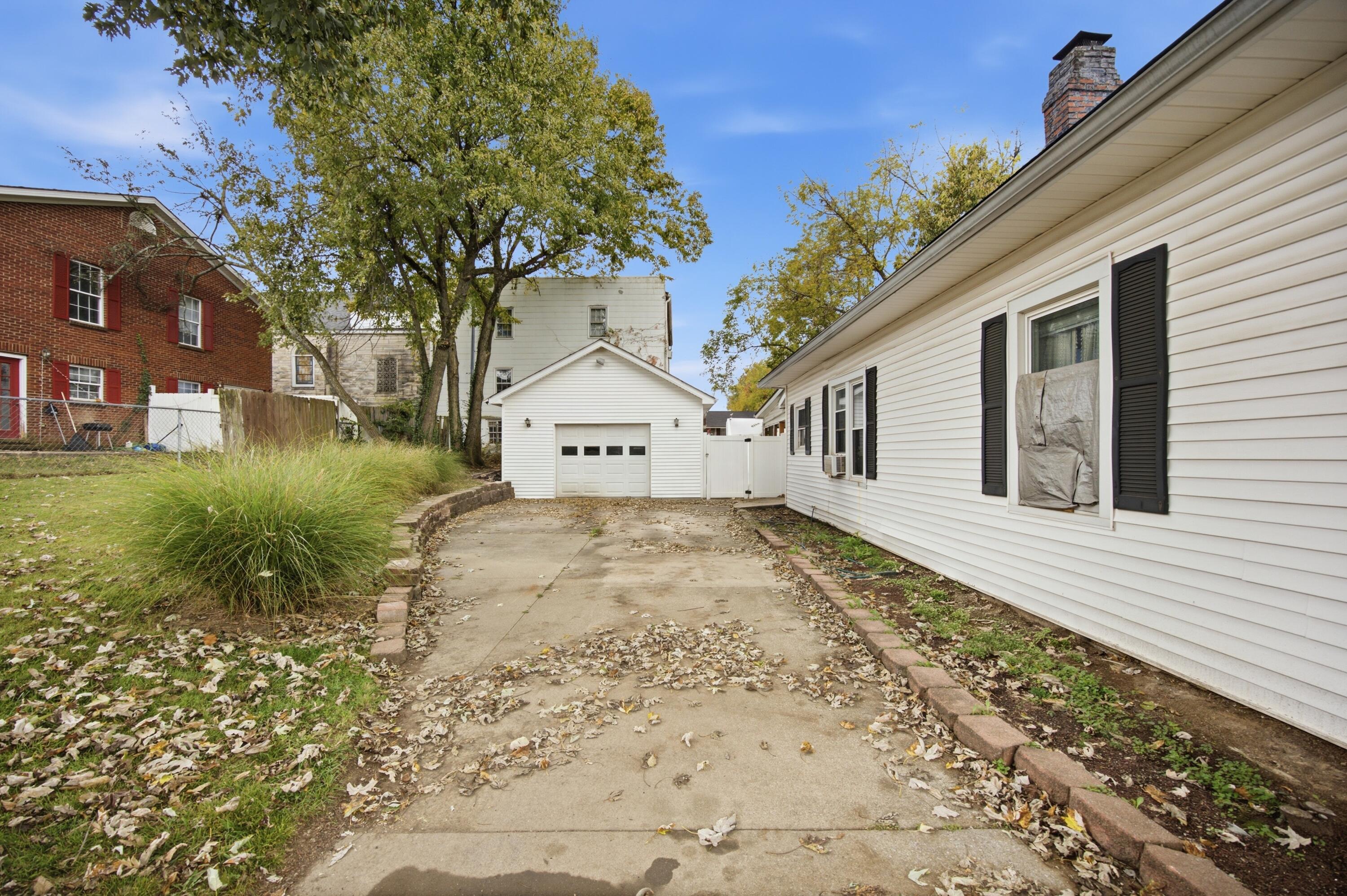 612 North Street Property Photo 26