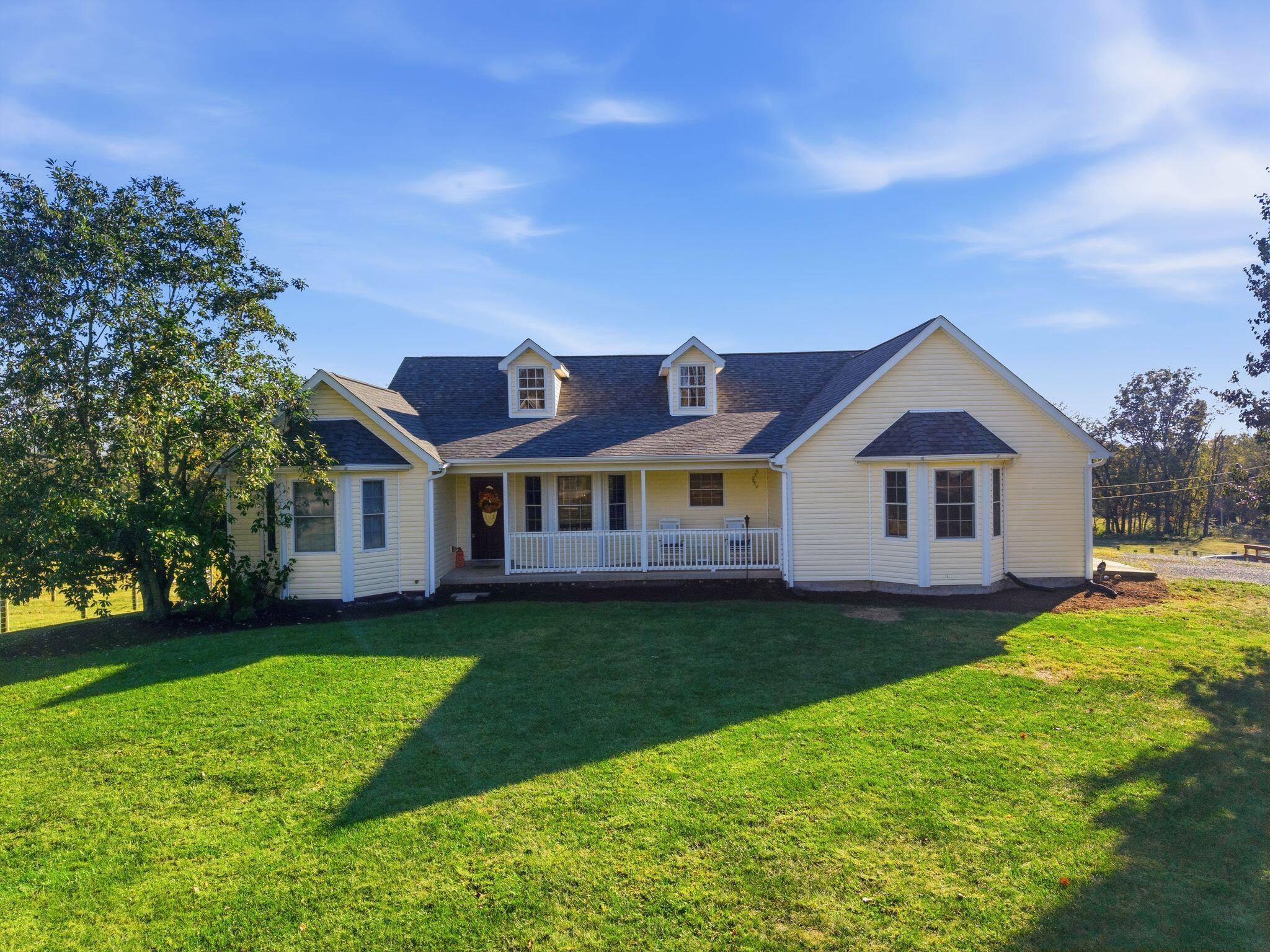 2511 Scotts Ferry Road Property Photo 2