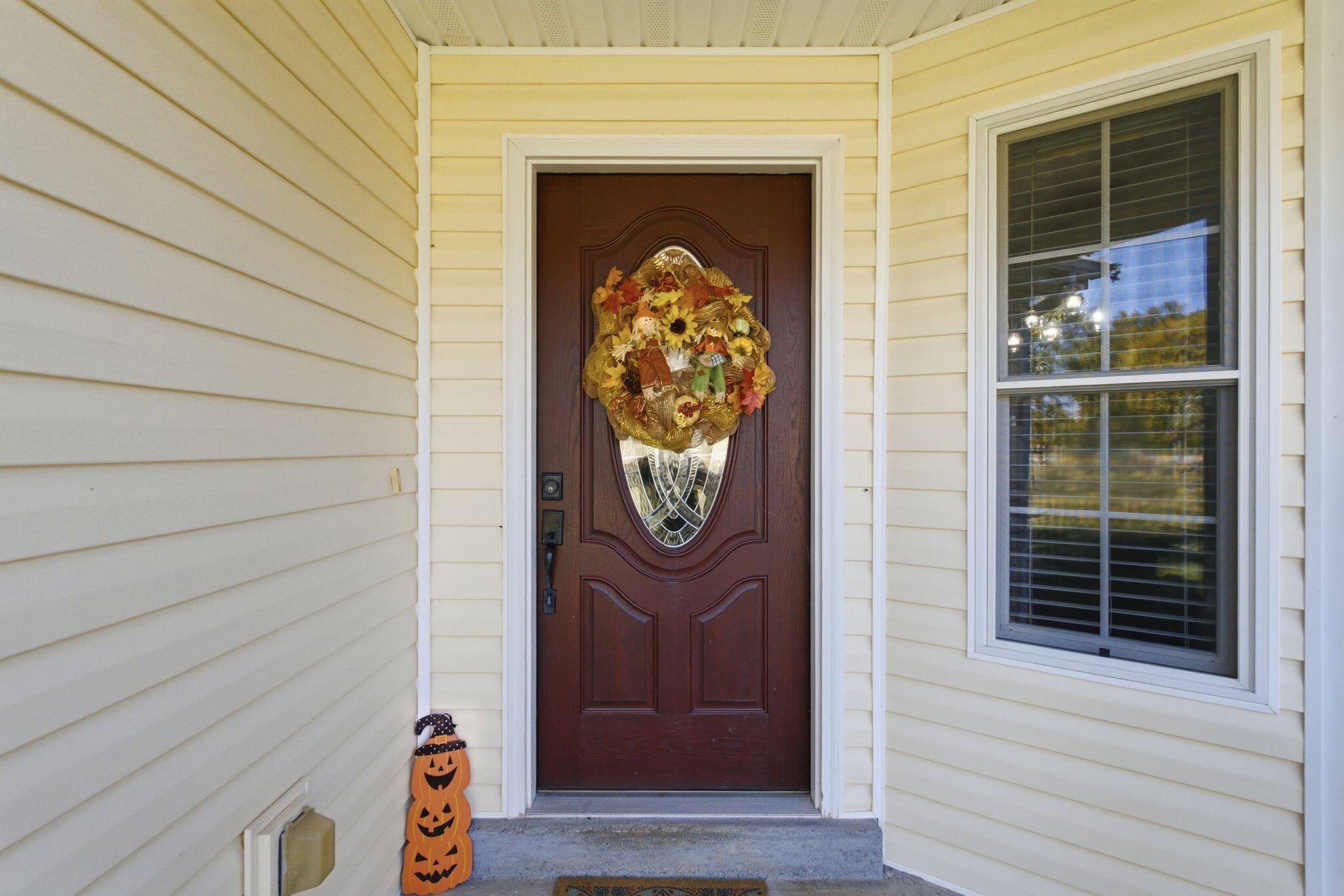 2511 Scotts Ferry Road Property Photo 7