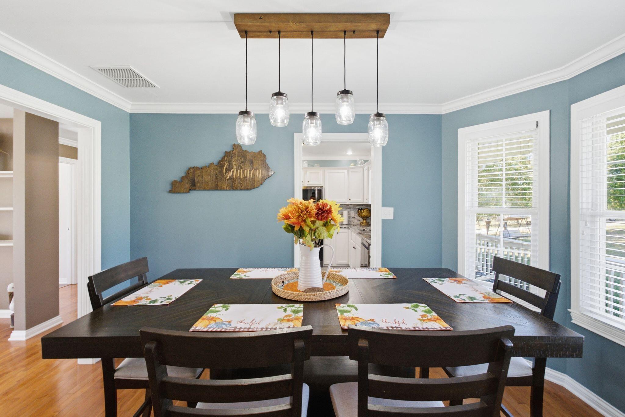 2511 Scotts Ferry Road Property Photo 19