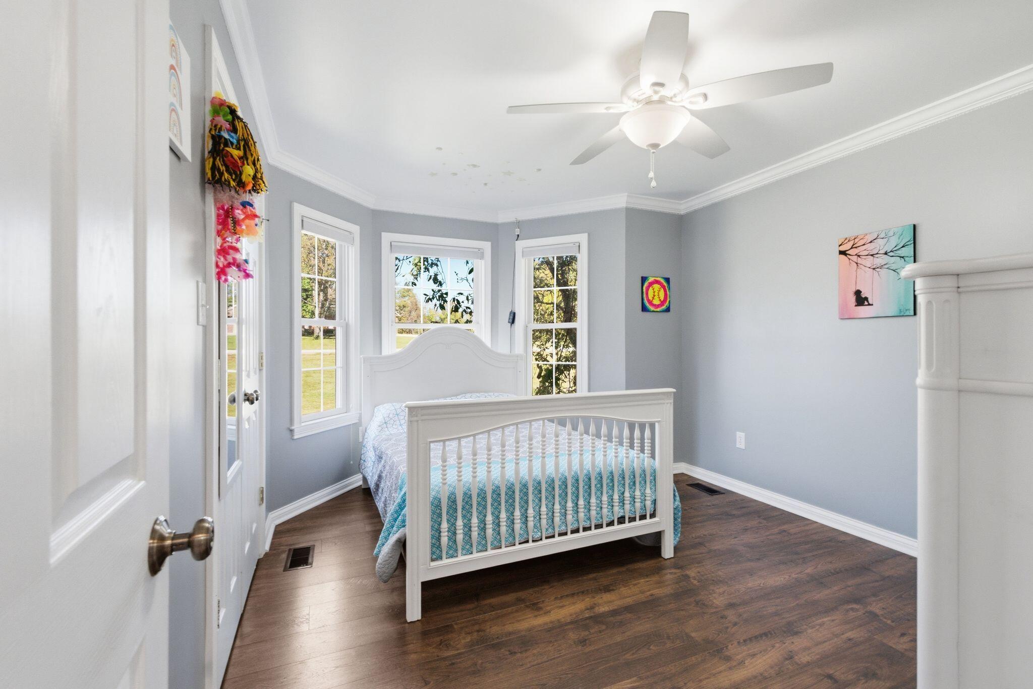 2511 Scotts Ferry Road Property Photo 33