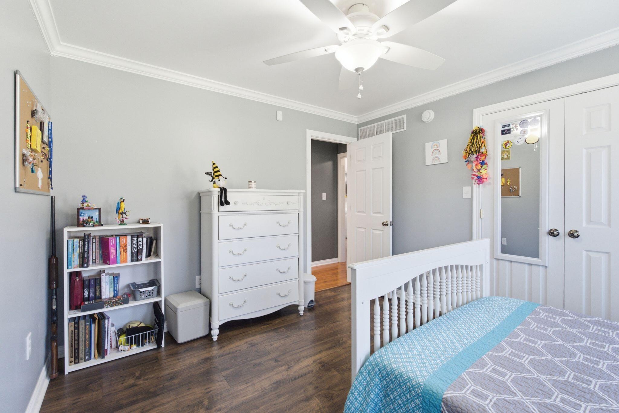 2511 Scotts Ferry Road Property Photo 34