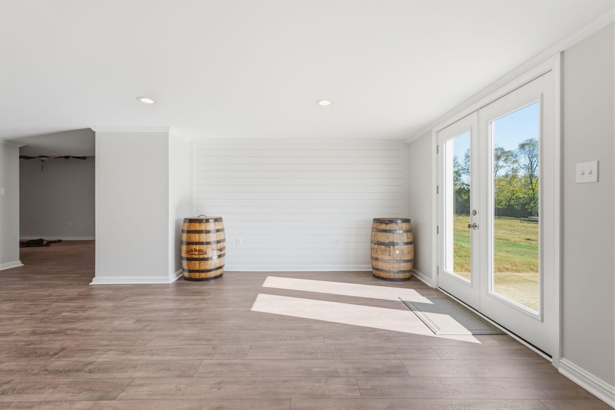 2511 Scotts Ferry Road Property Photo 43
