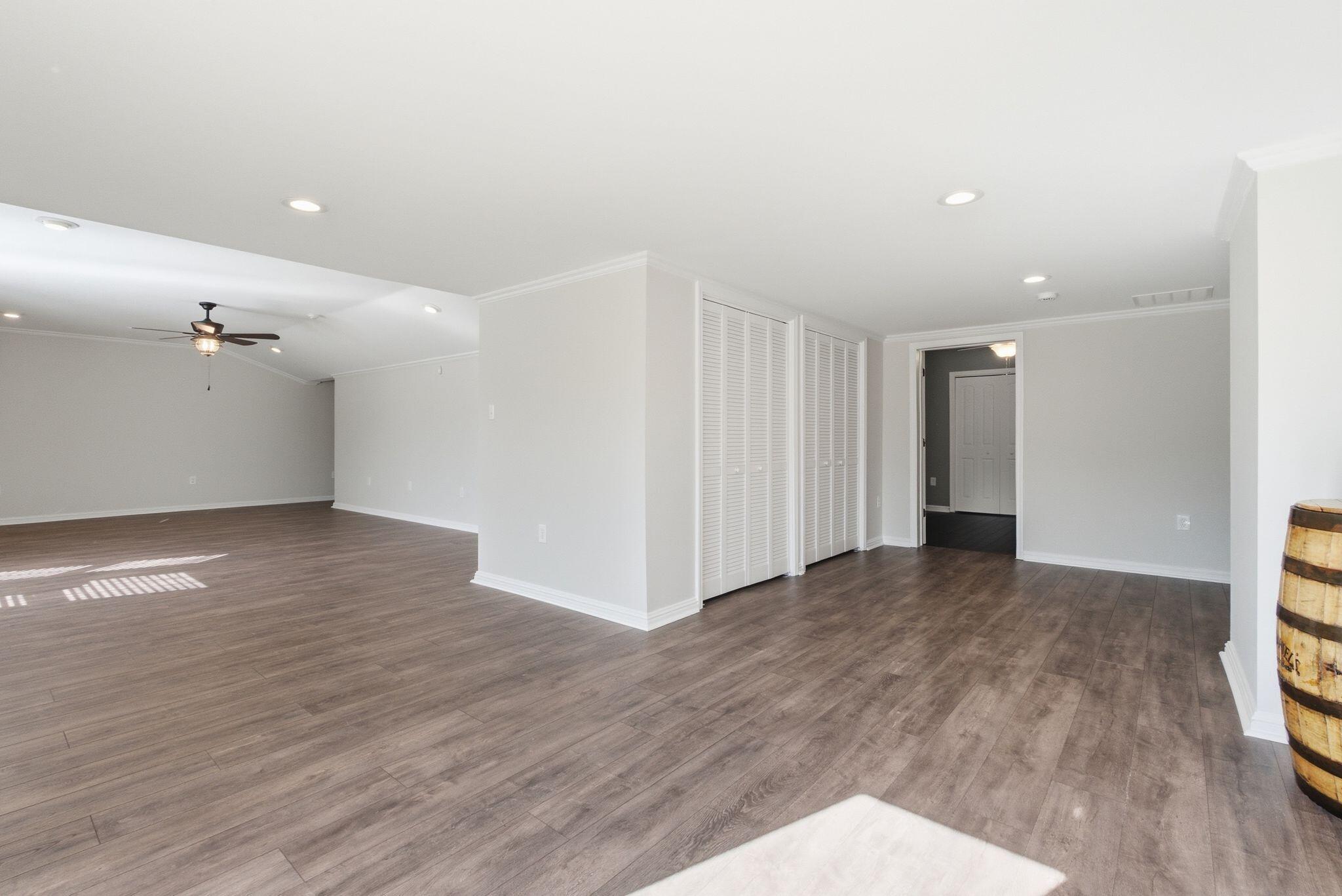 2511 Scotts Ferry Road Property Photo 44