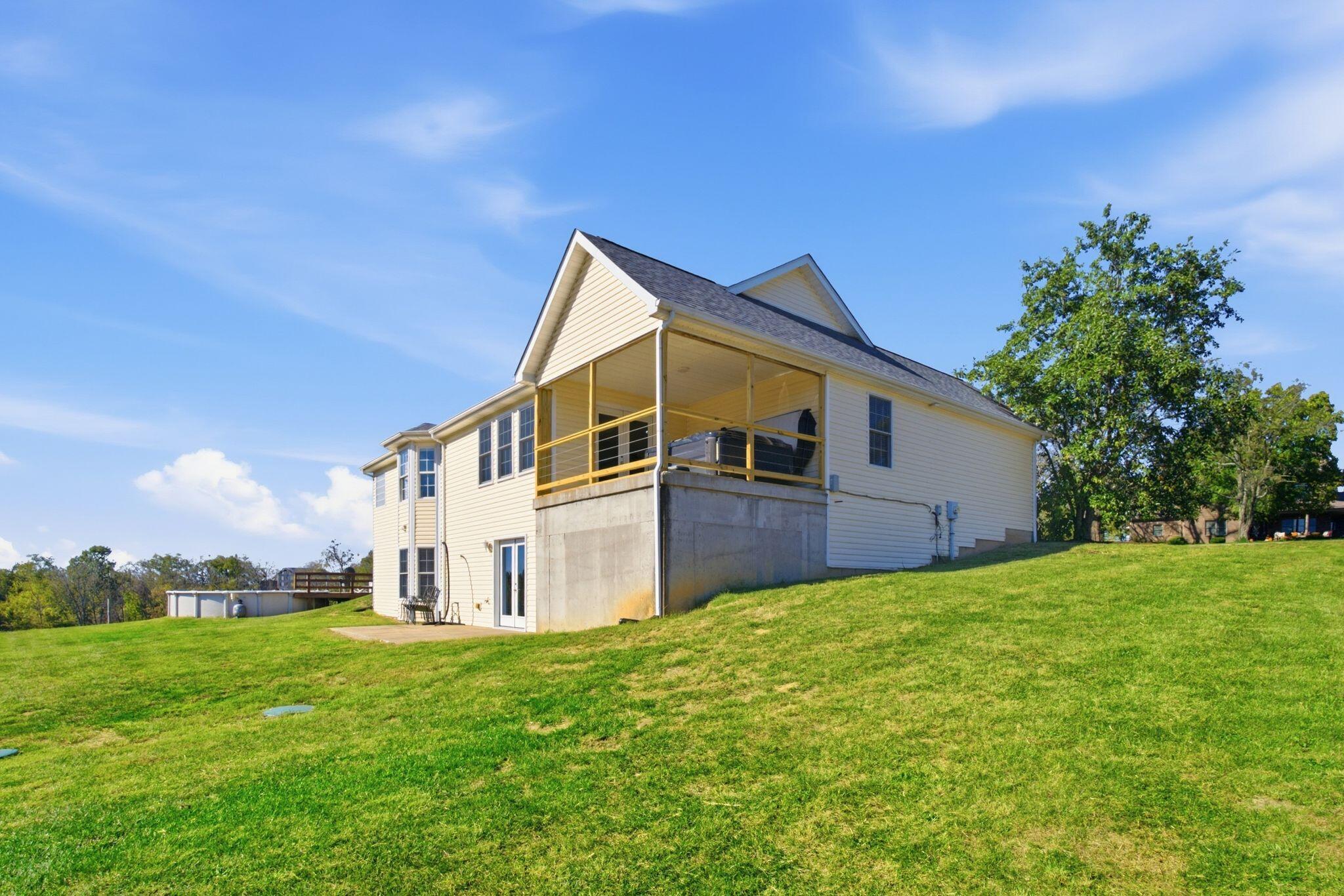 2511 Scotts Ferry Road Property Photo 58