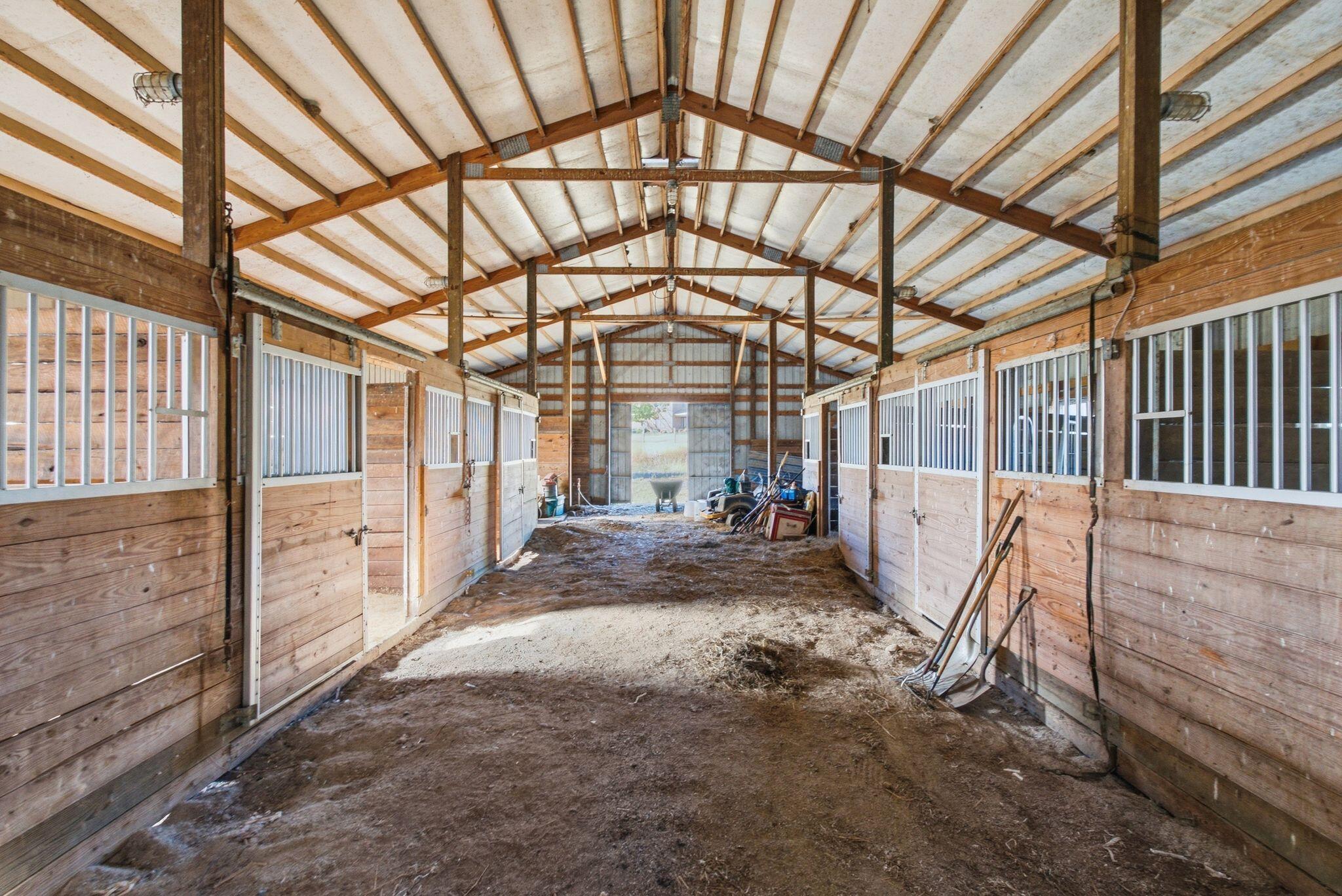 2511 Scotts Ferry Road Property Photo 66