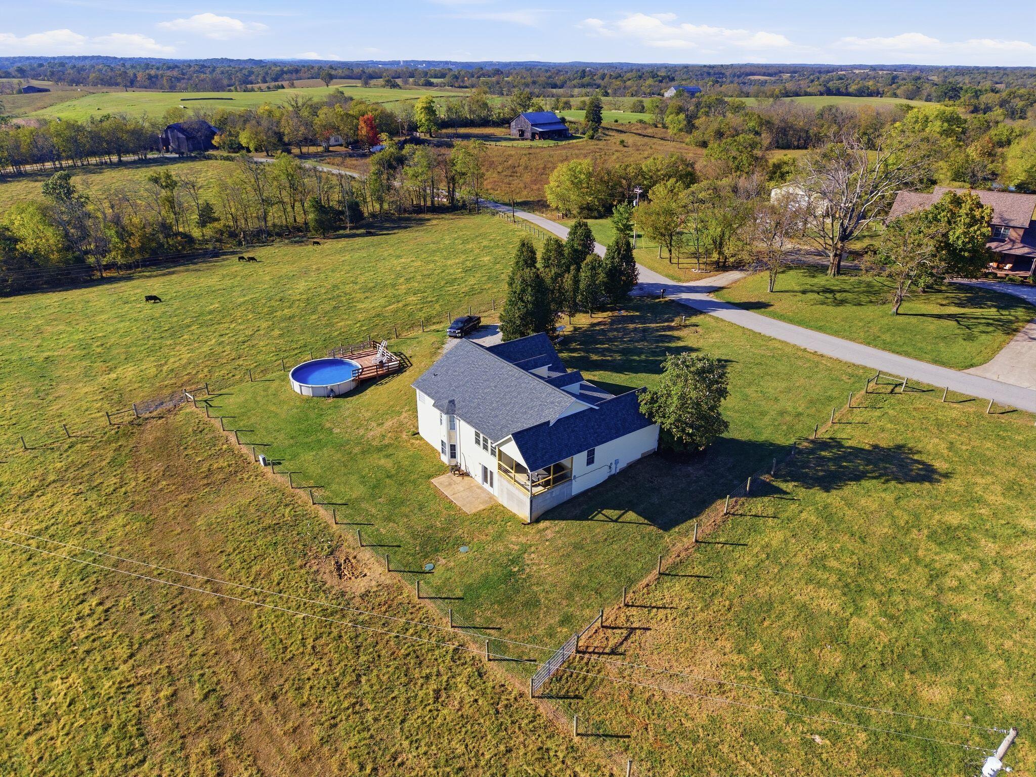 2511 Scotts Ferry Road Property Photo 74
