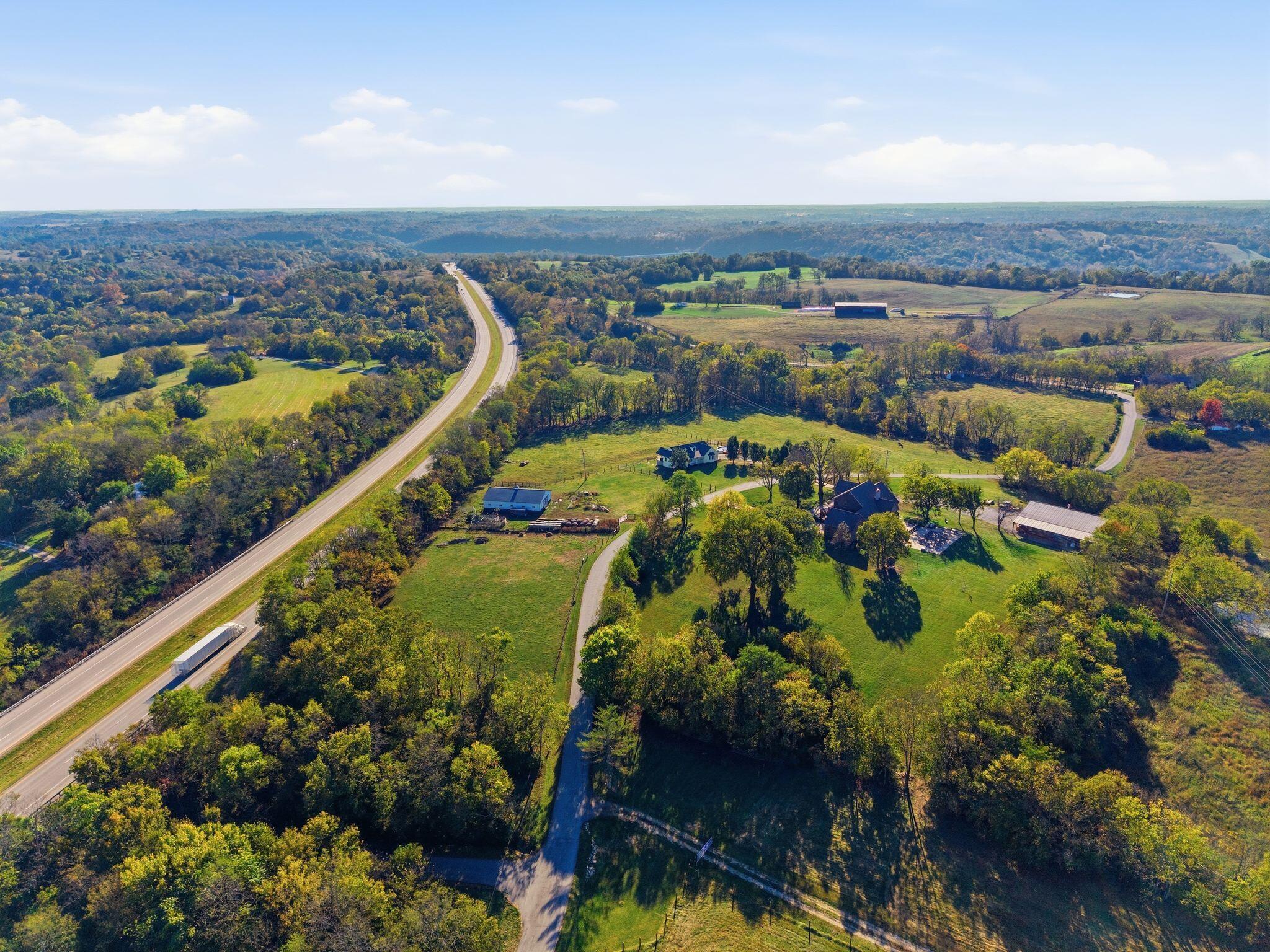 2511 Scotts Ferry Road Property Photo 86