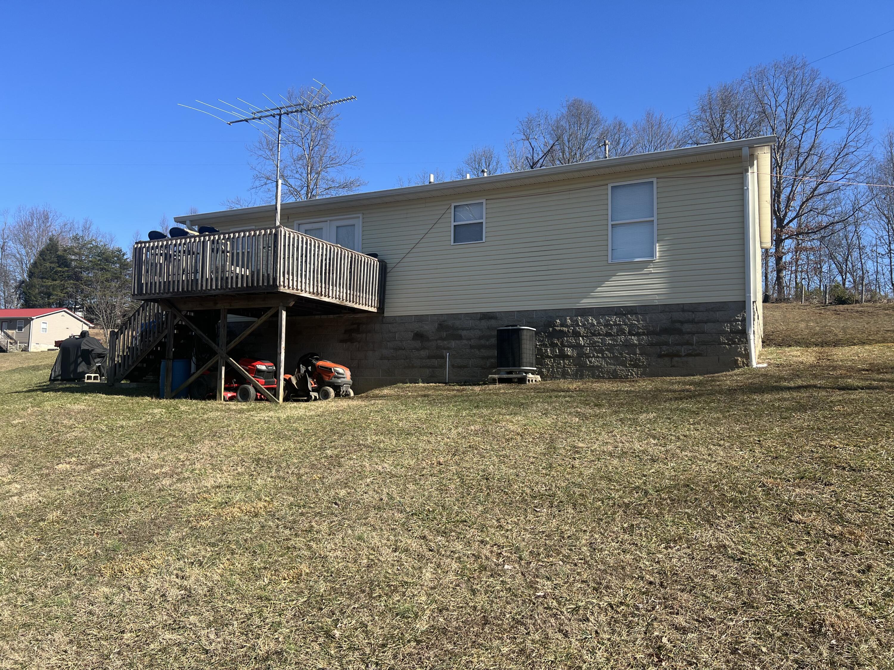 123 Quisenberry Road Property Photo 6