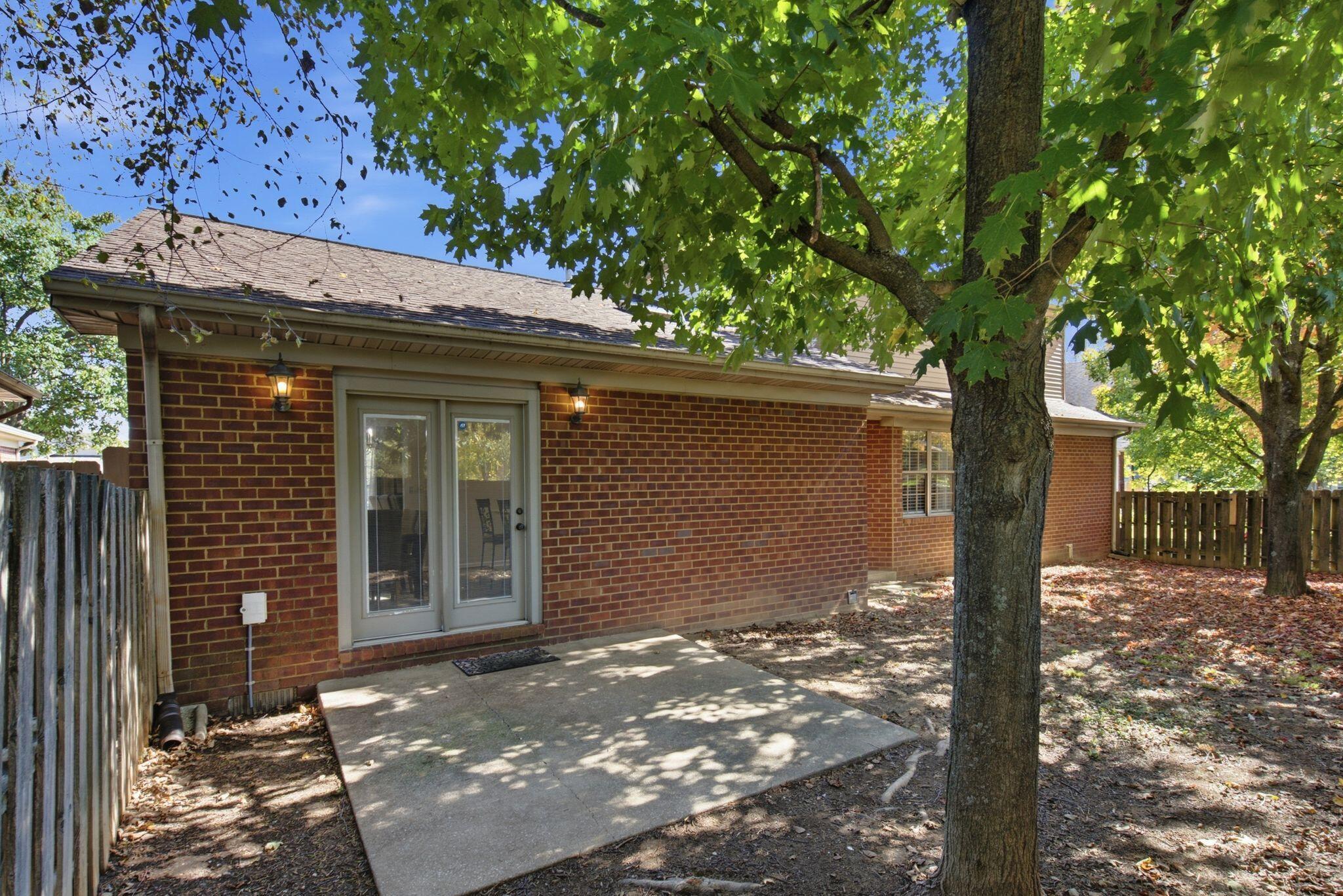 2208 Valencia Drive Property Photo 12