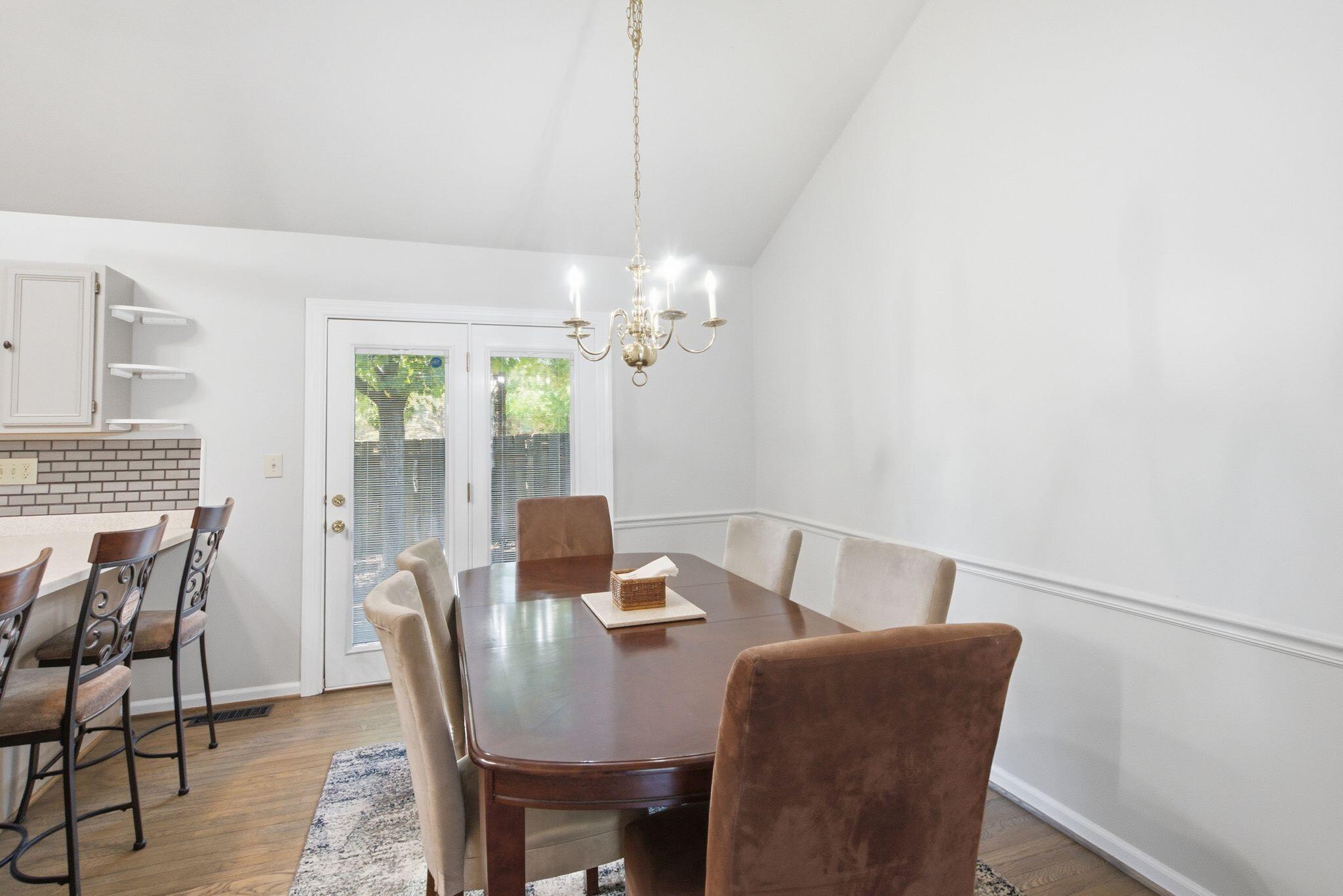 2208 Valencia Drive Property Photo 22