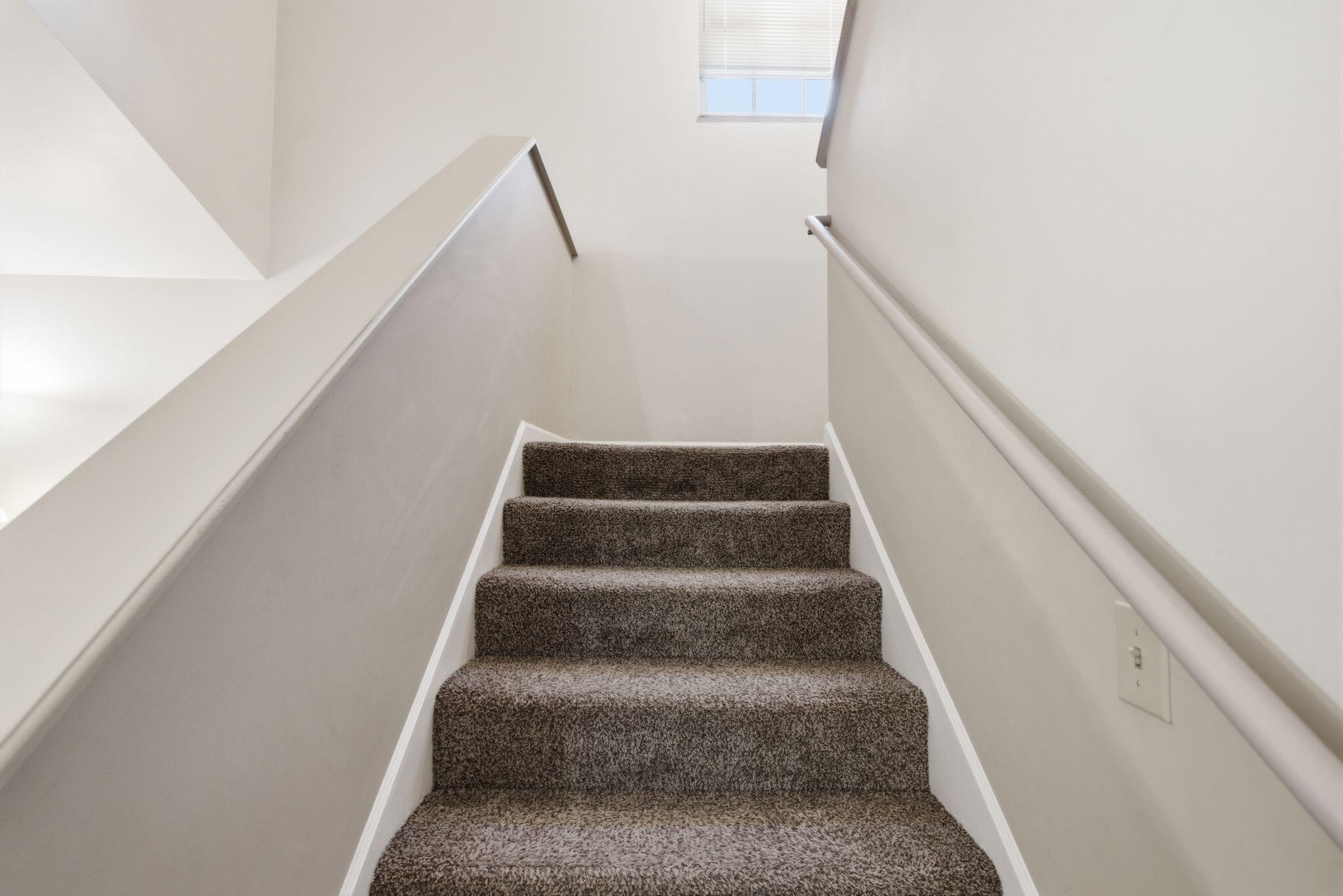 2208 Valencia Drive Property Photo 35