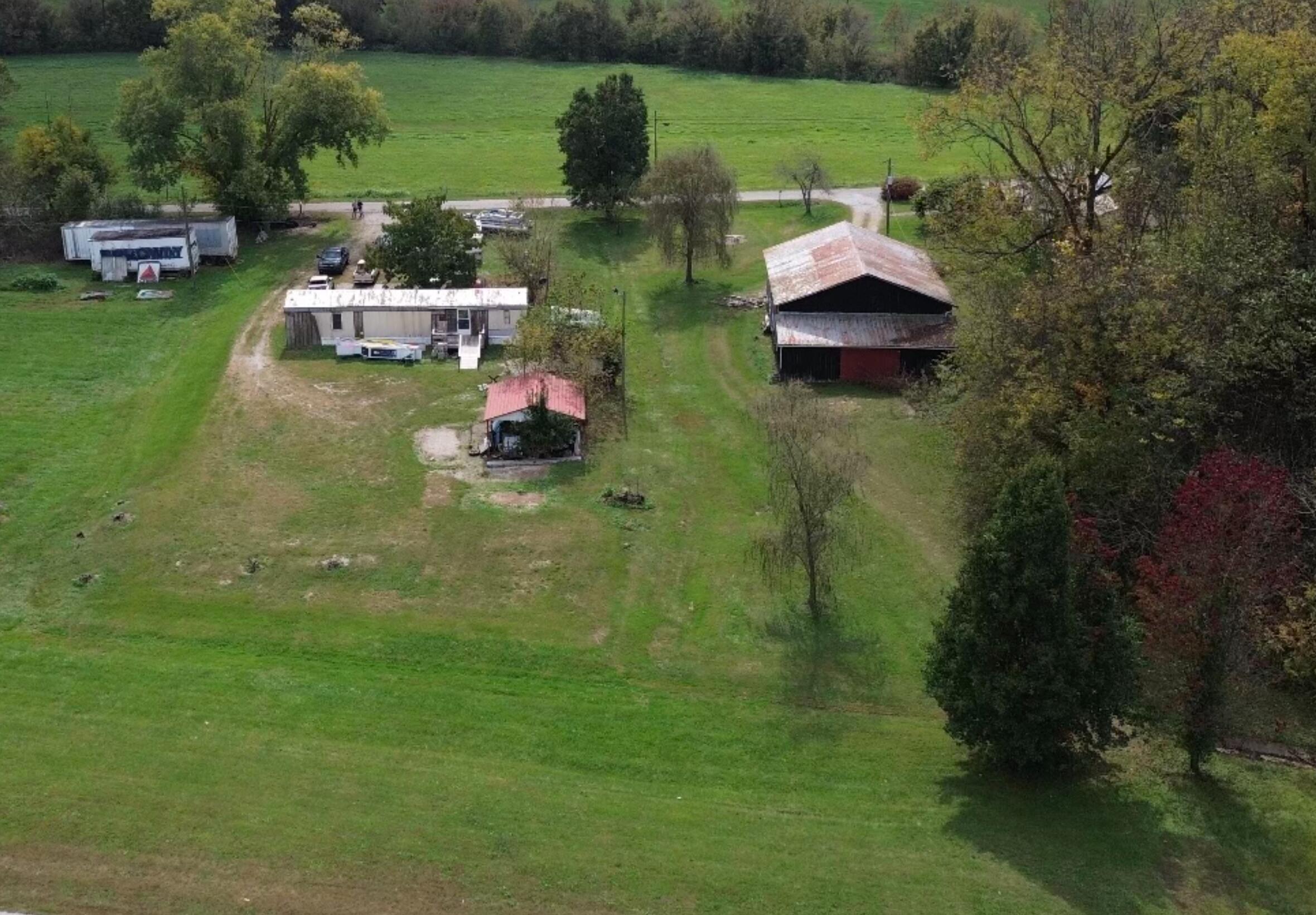 202 White Oak Road Property Photo 1