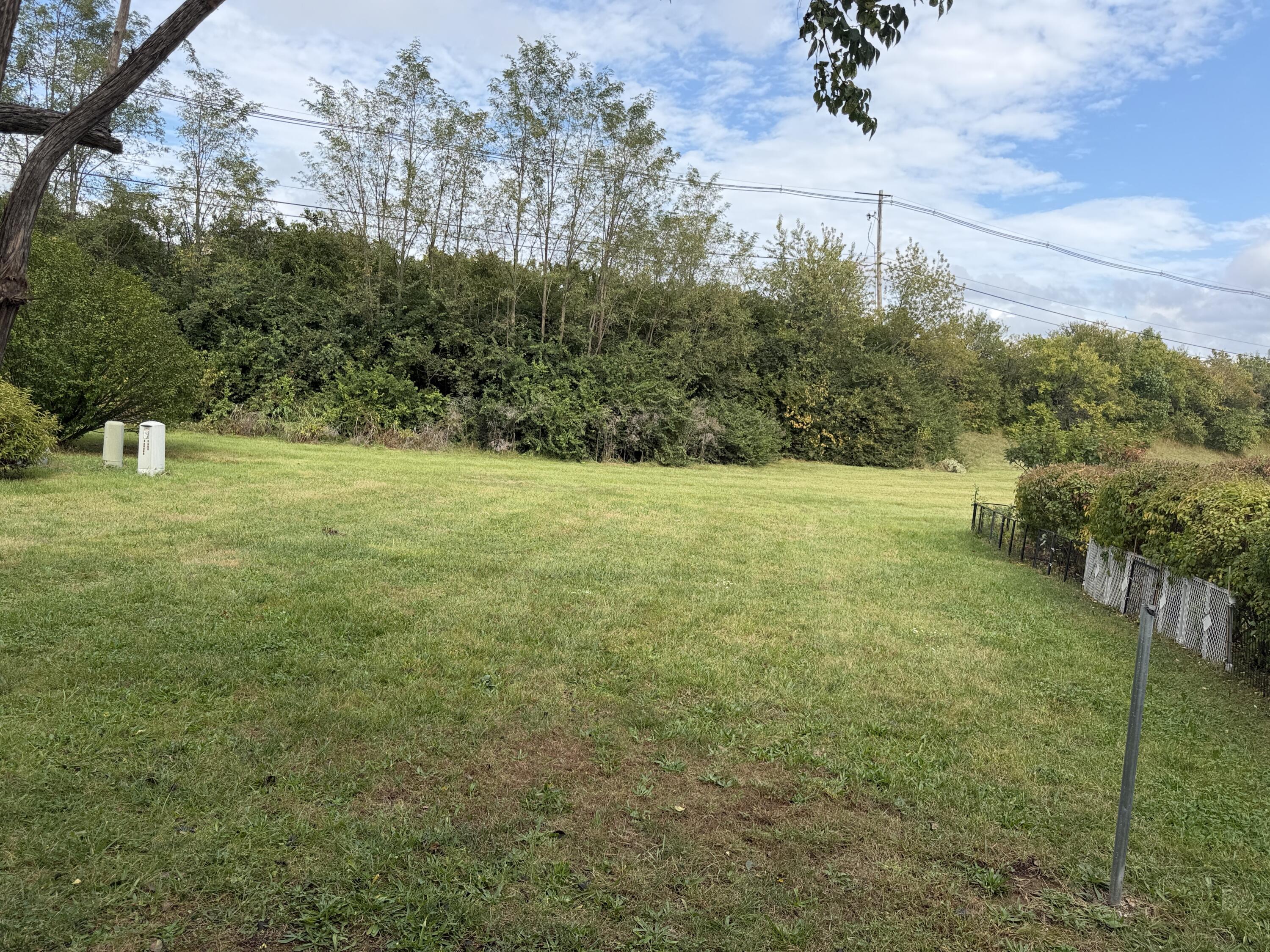 464 Wellington Gardens Drive Property Photo 13