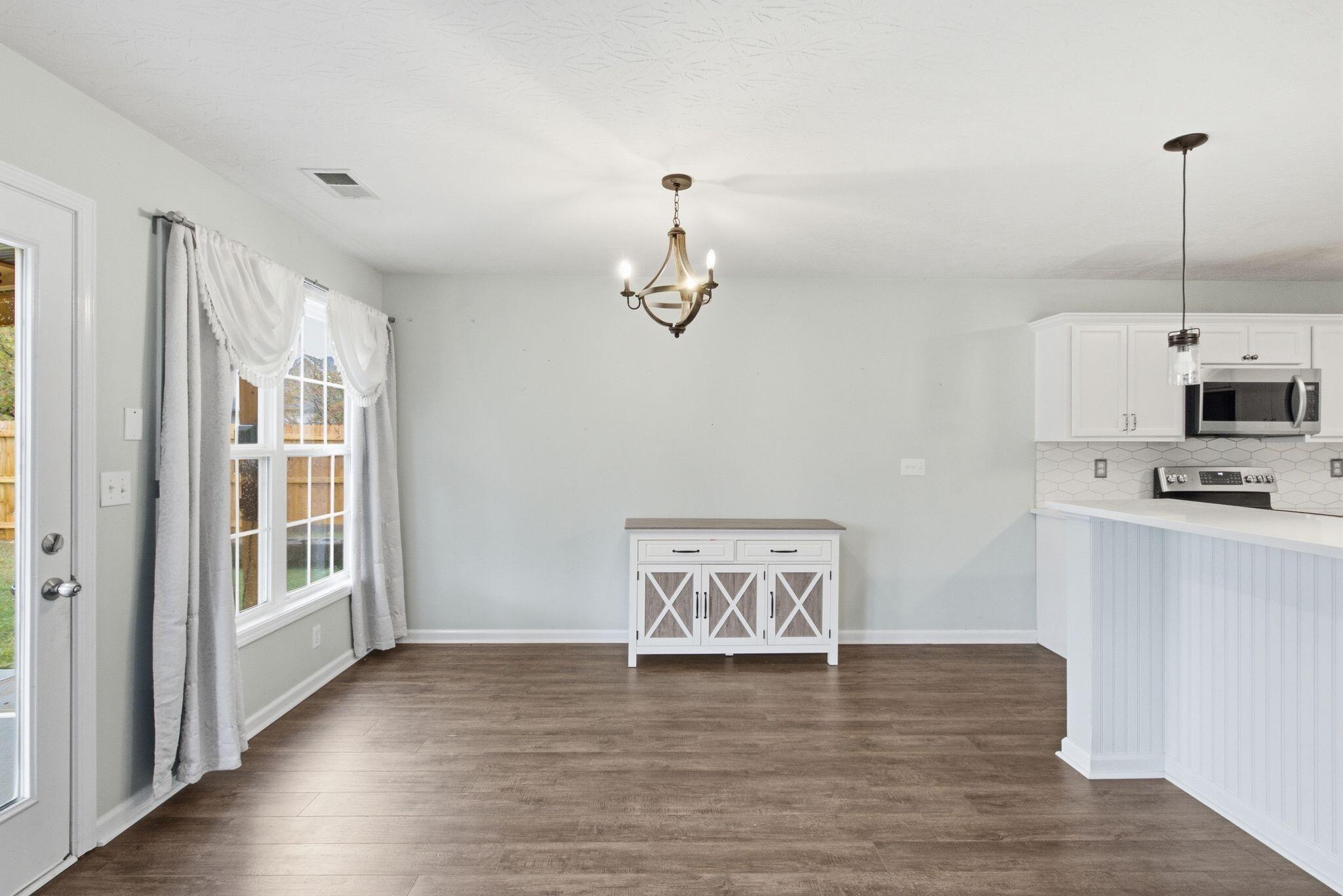 697 Cielo Vista Road Property Photo 12