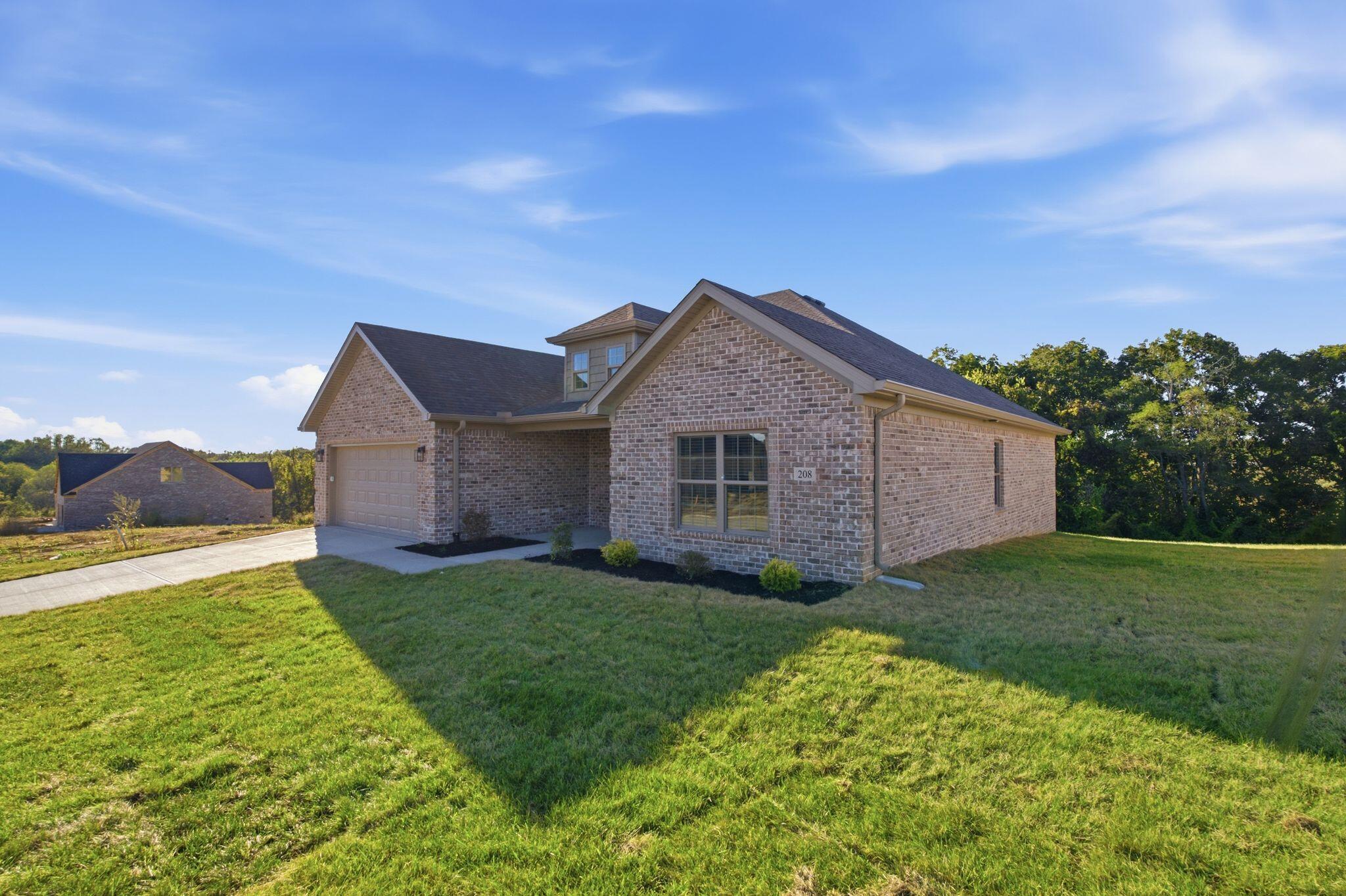 208 Lexwood Lane Property Photo 4