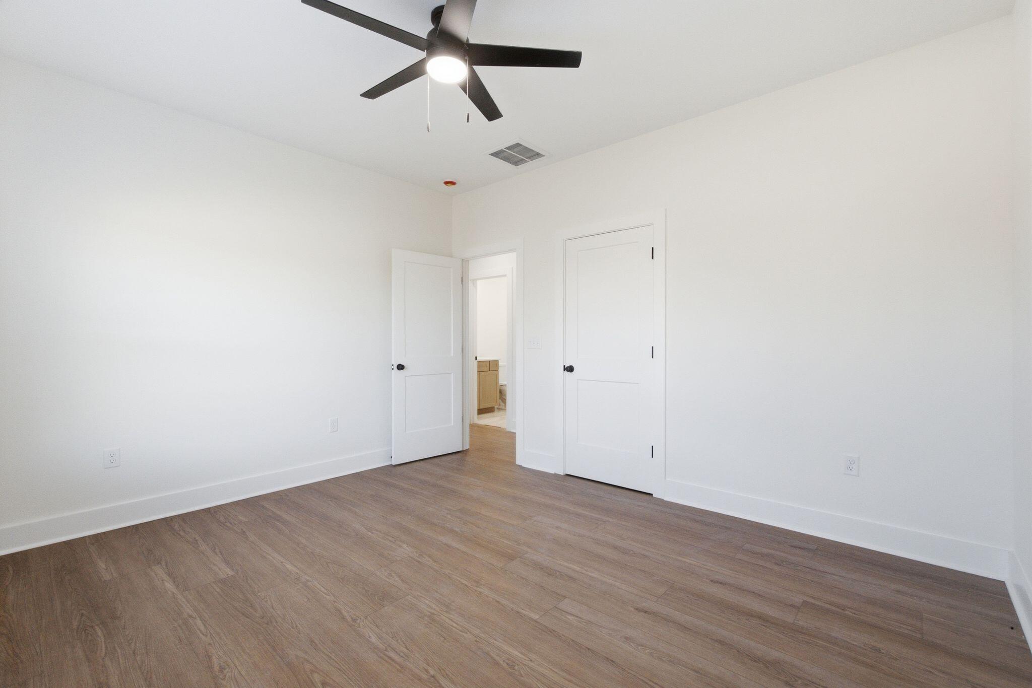 208 Lexwood Lane Property Photo 12