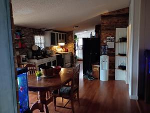 830 Arrowhead Lake Road Property Photo 5