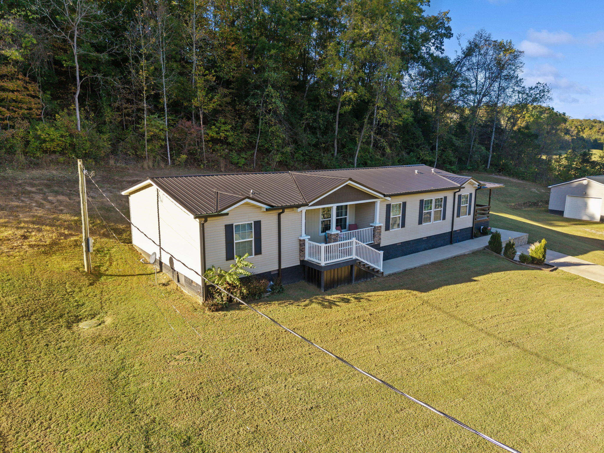 390 Rice Station Road Property Photo 5