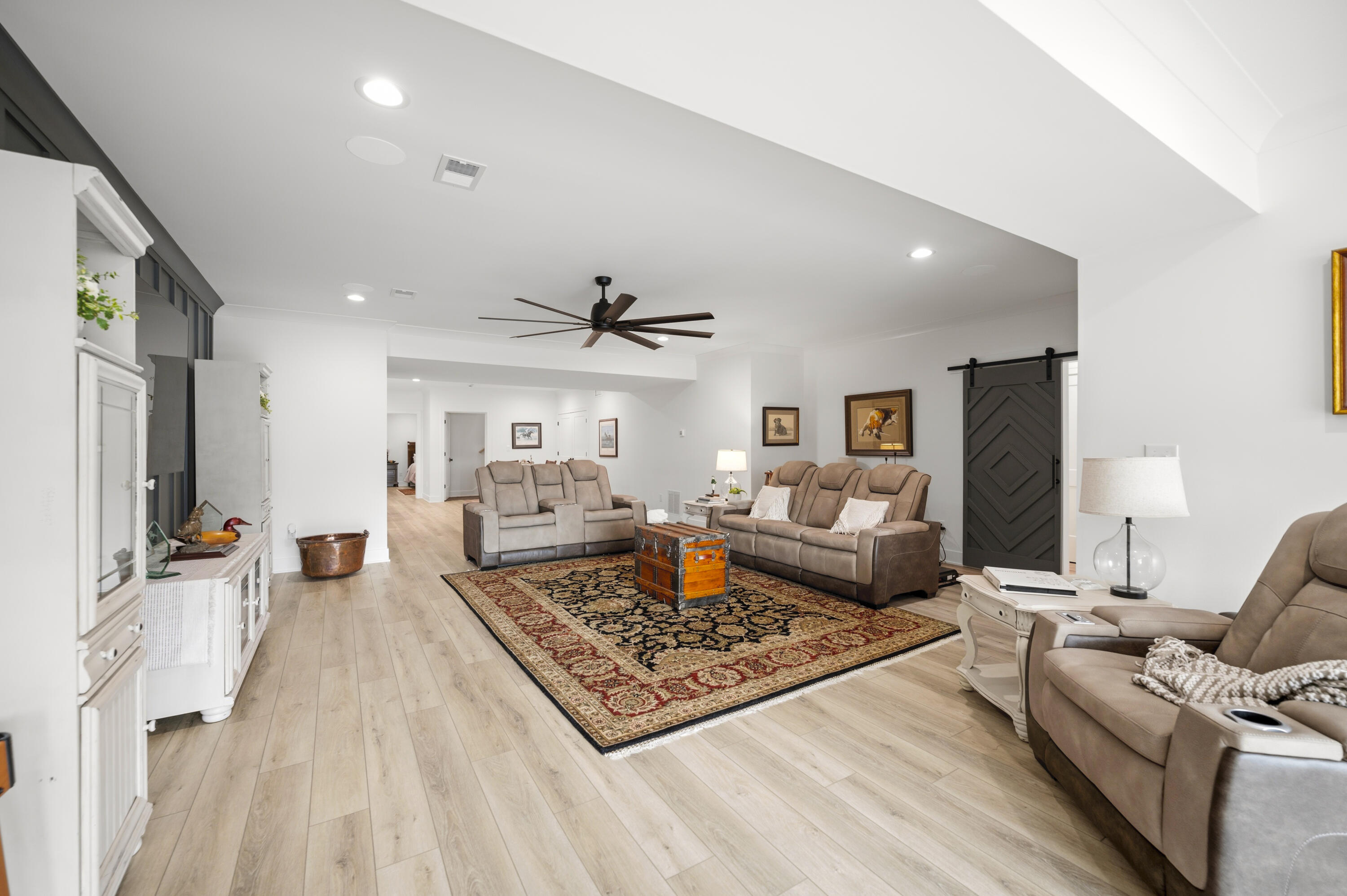 101 Kensington Place Property Photo 35