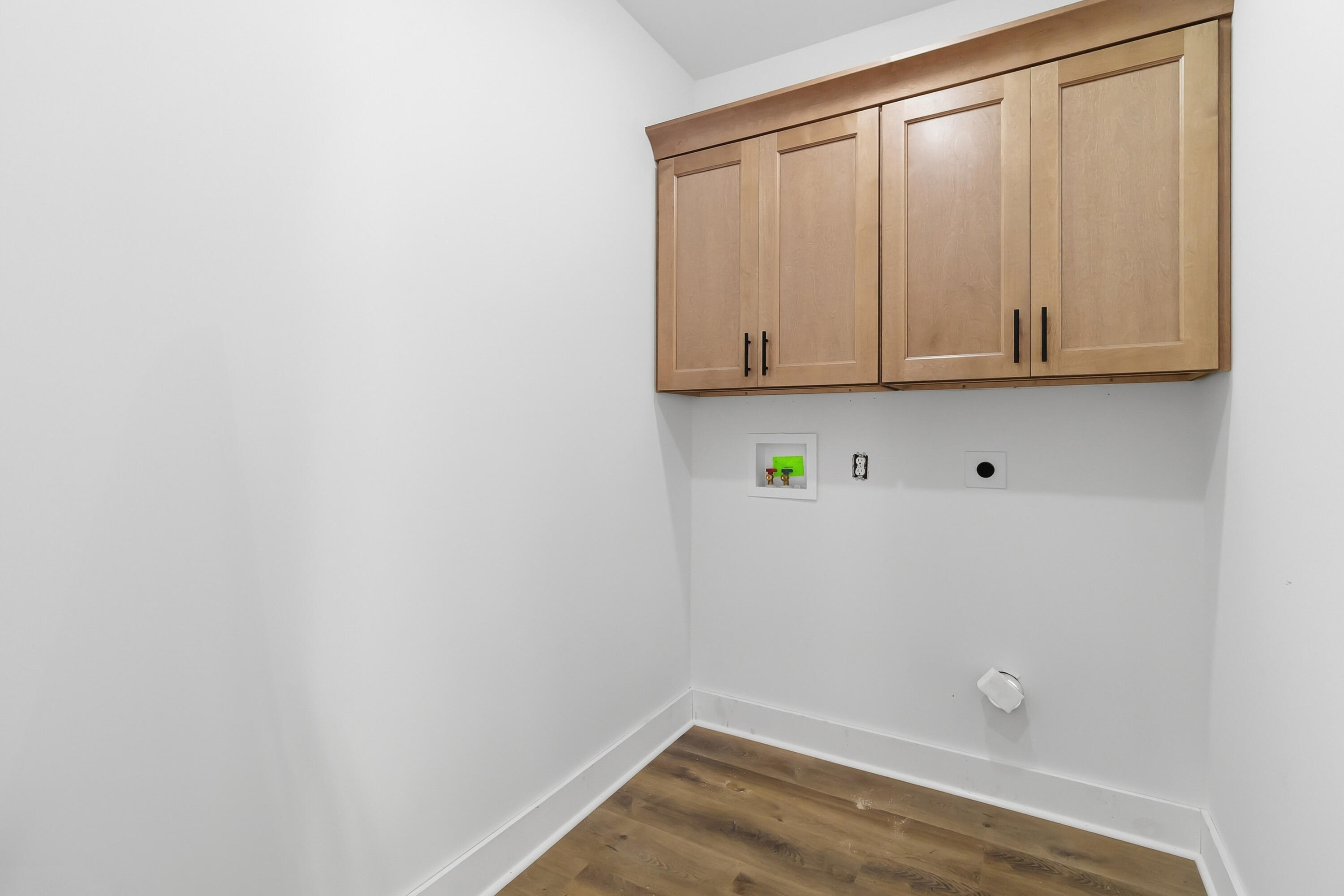 111 Dawn Court Property Photo 14
