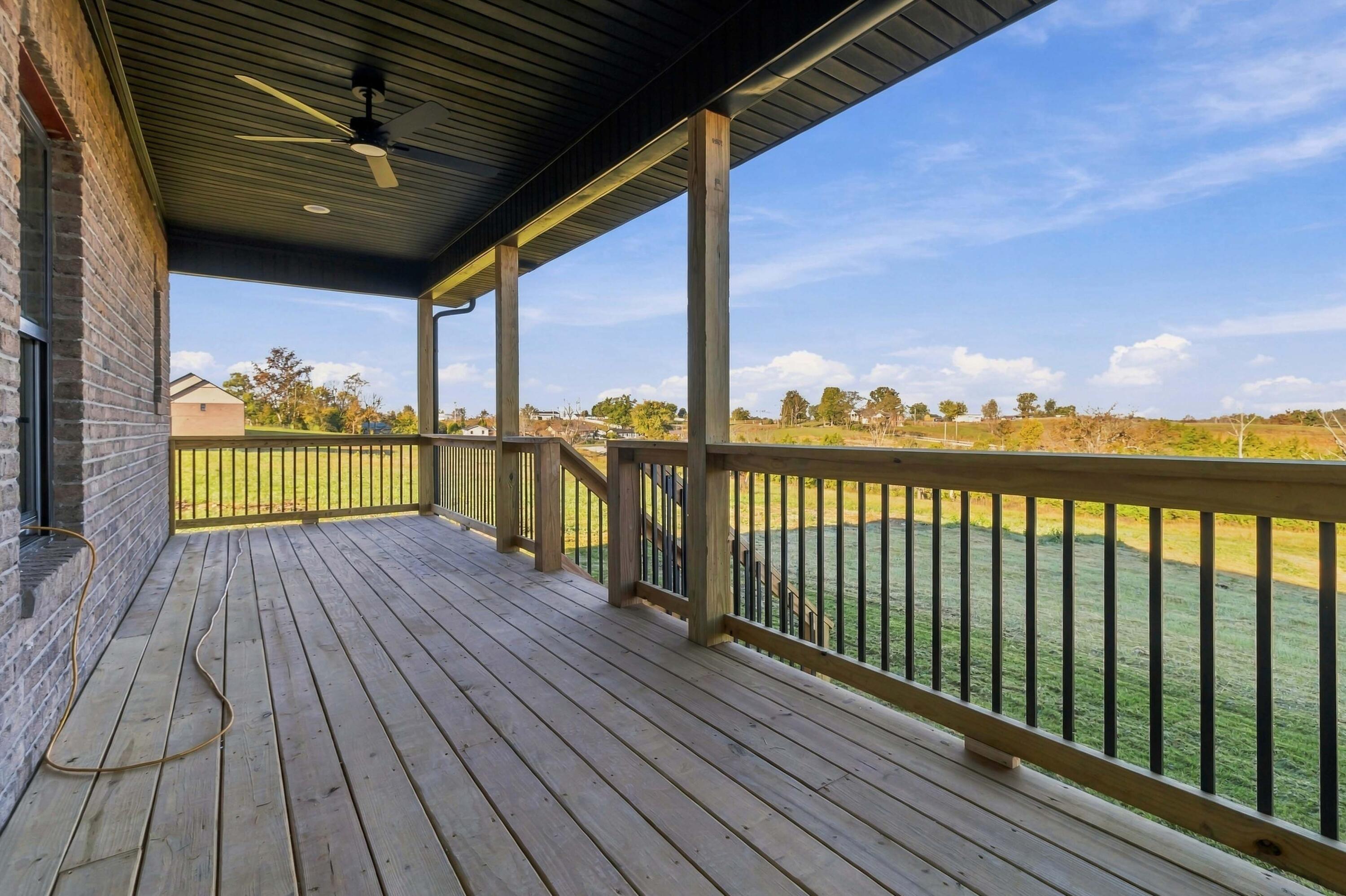 111 Dawn Court Property Photo 31