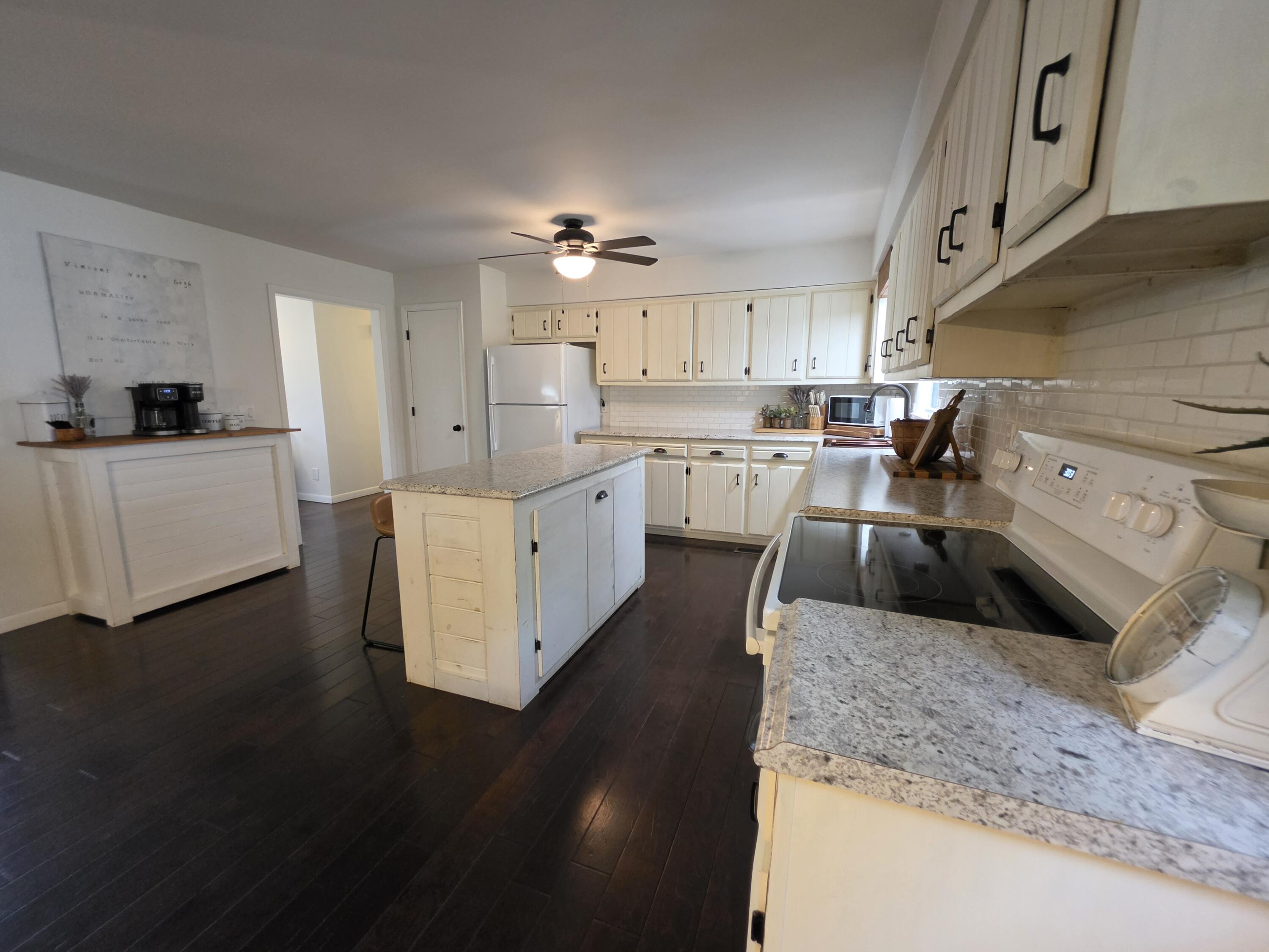 125 Garrard Avenue Property Photo 30