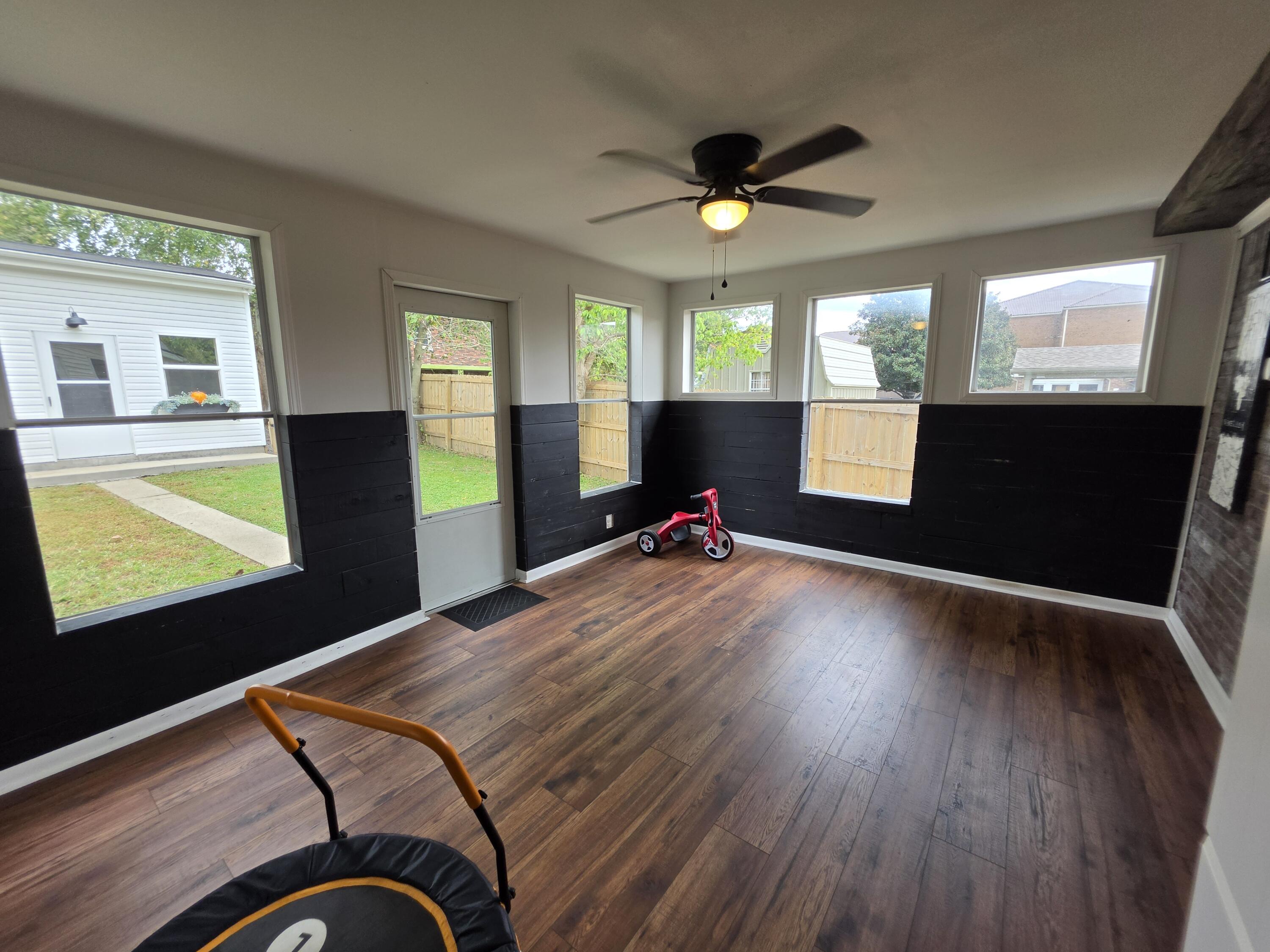 125 Garrard Avenue Property Photo 41