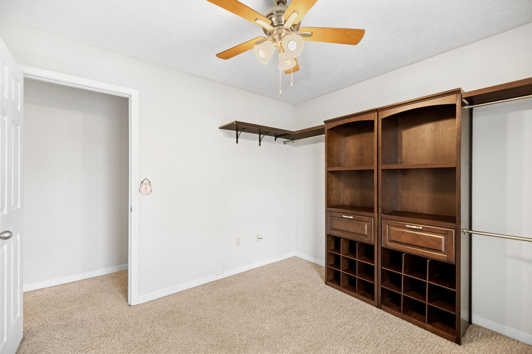 990 Grand Central Boulevard Property Photo 32