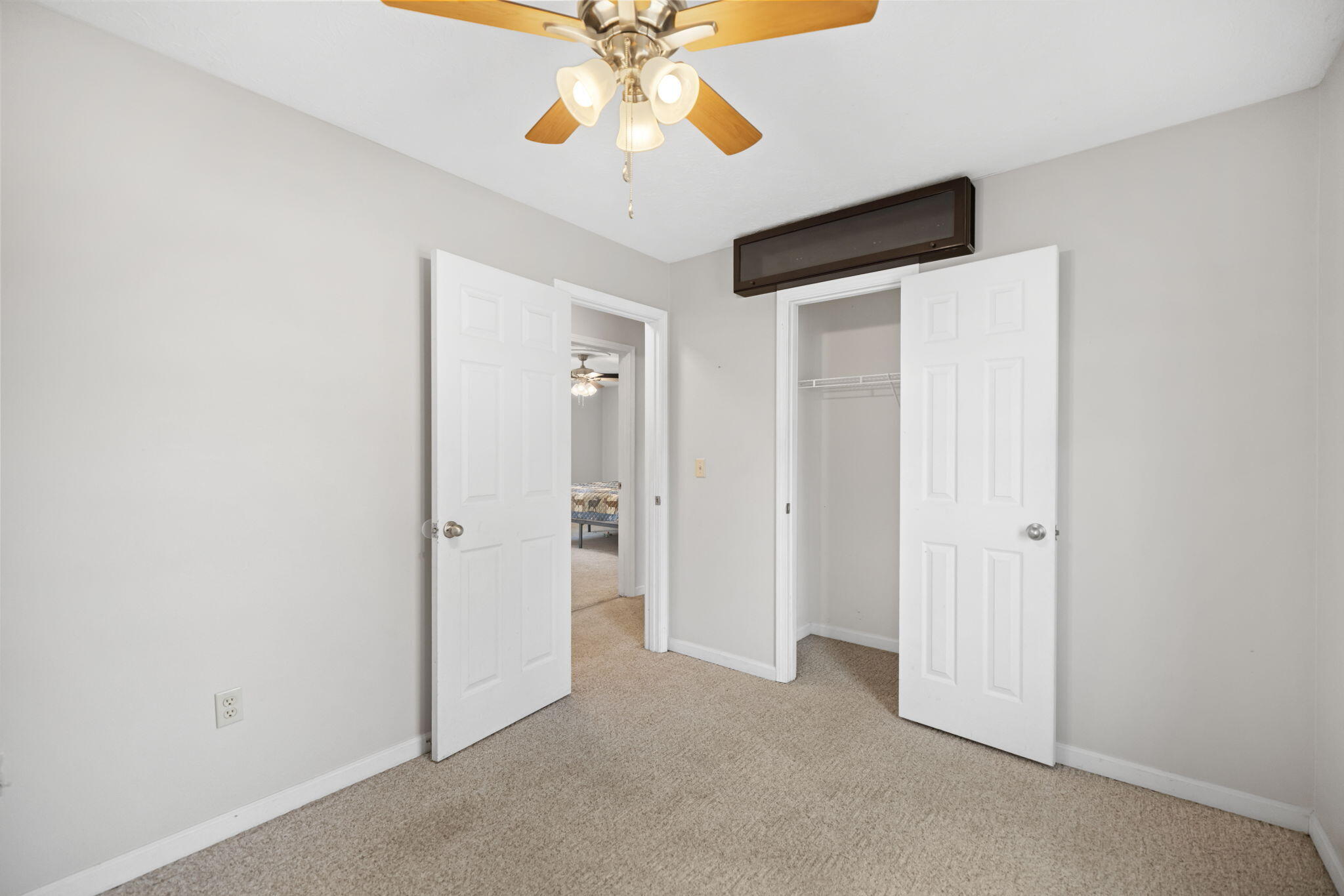 990 Grand Central Boulevard Property Photo 36