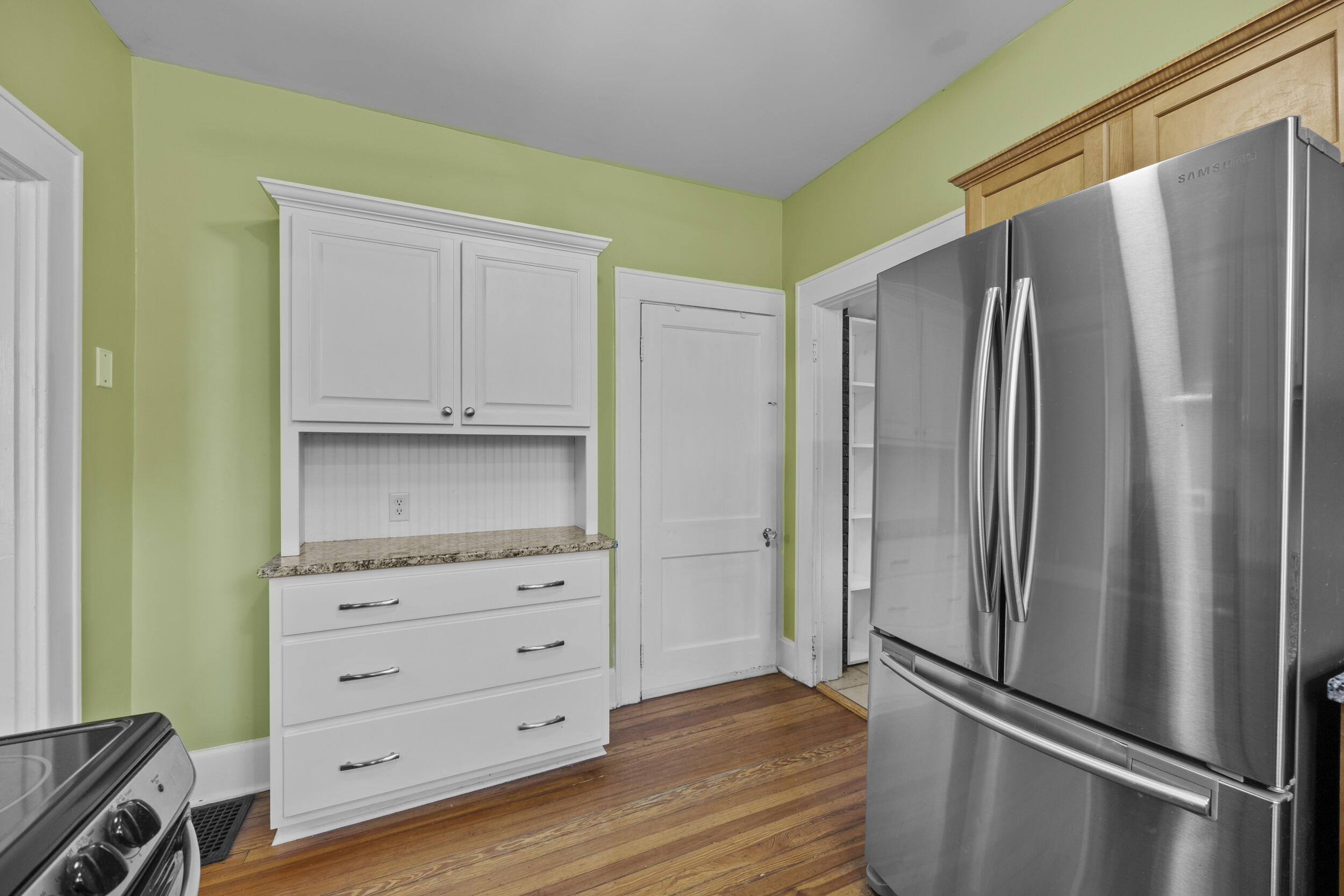 734 Tremont Avenue Property Photo 27