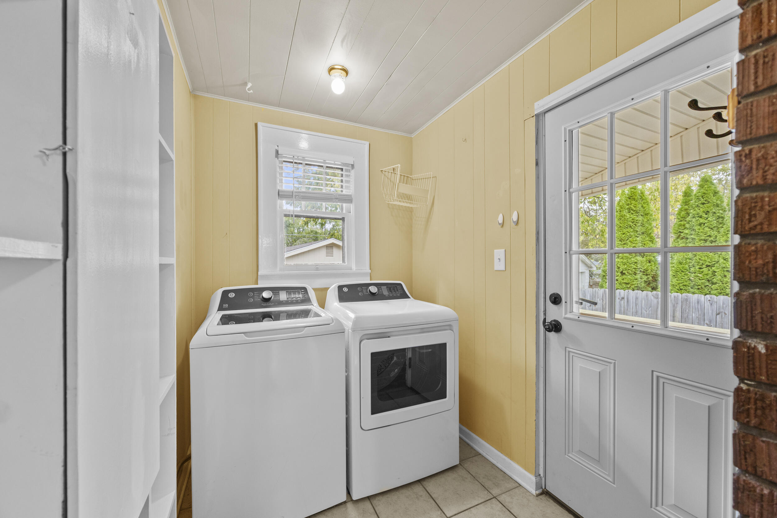 734 Tremont Avenue Property Photo 28