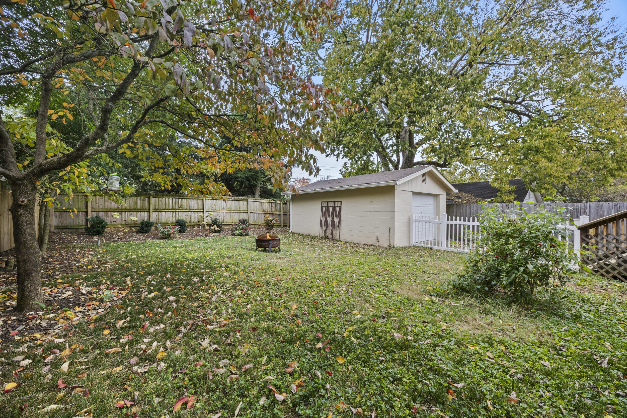 734 Tremont Avenue Property Photo 42