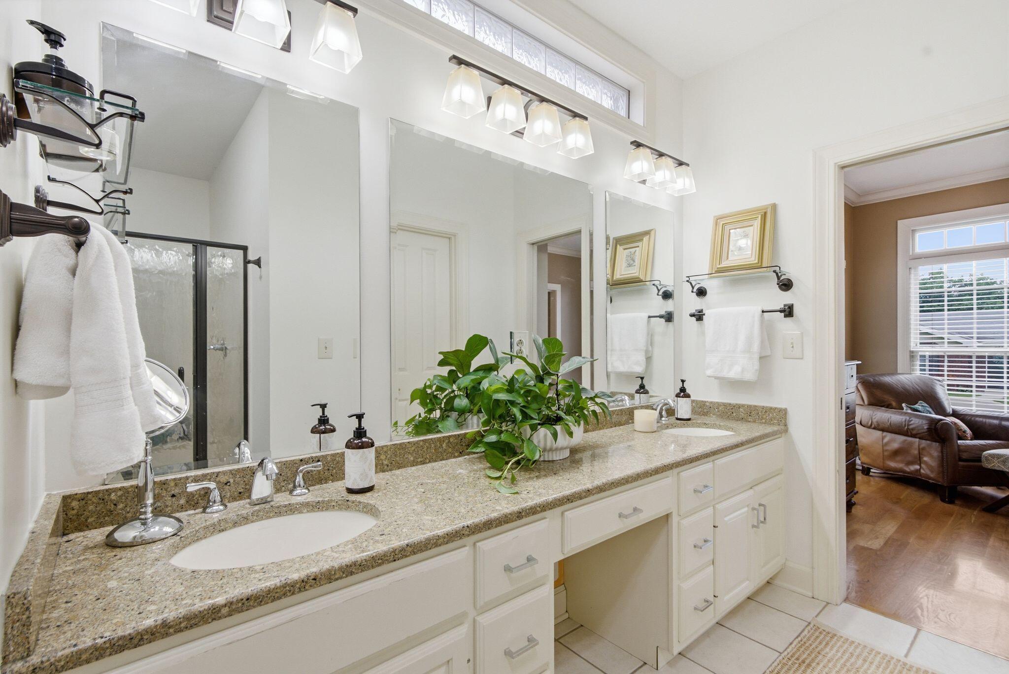 204 Valley Vista Drive Property Photo 36