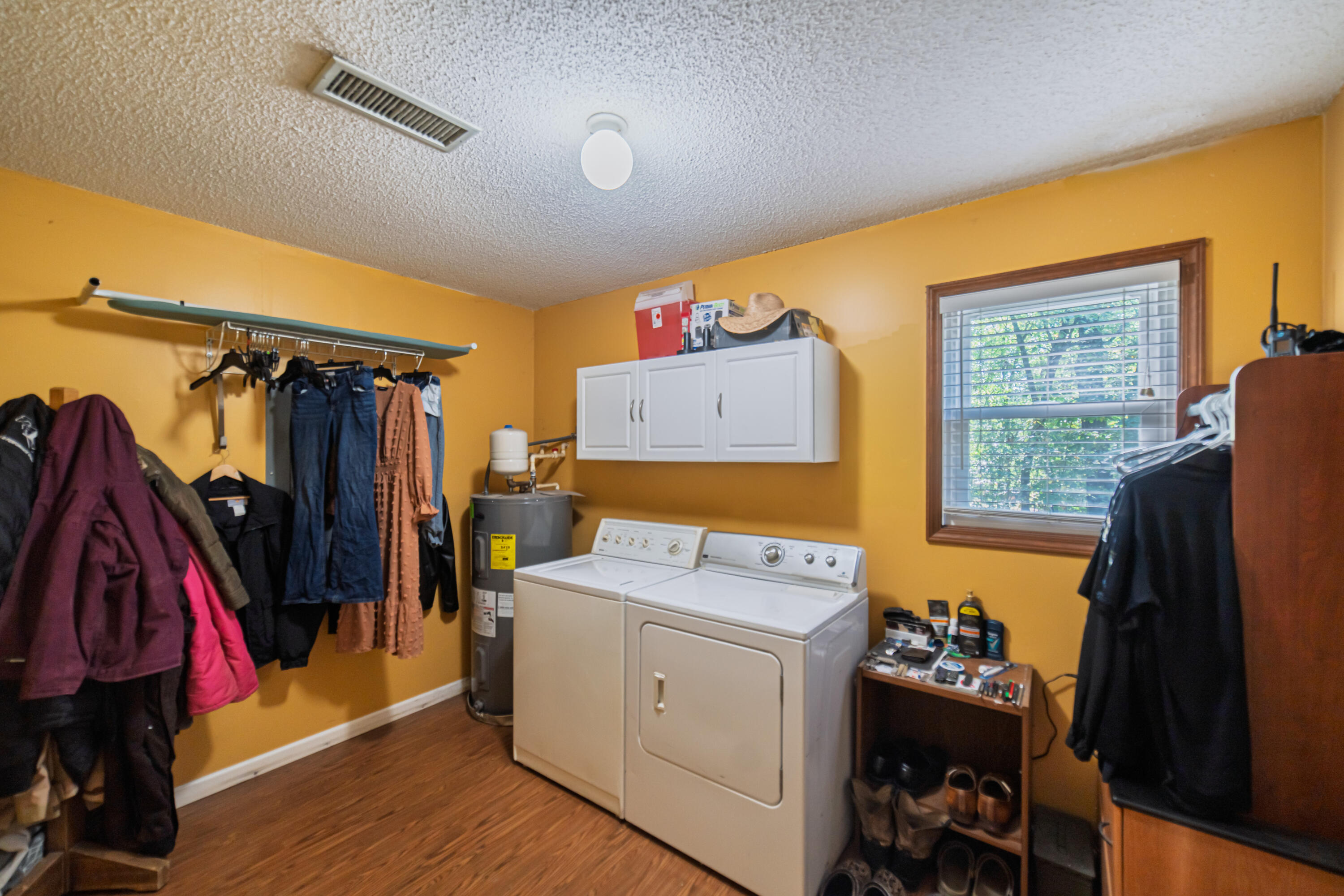 222 Sir Charles Court Property Photo 20