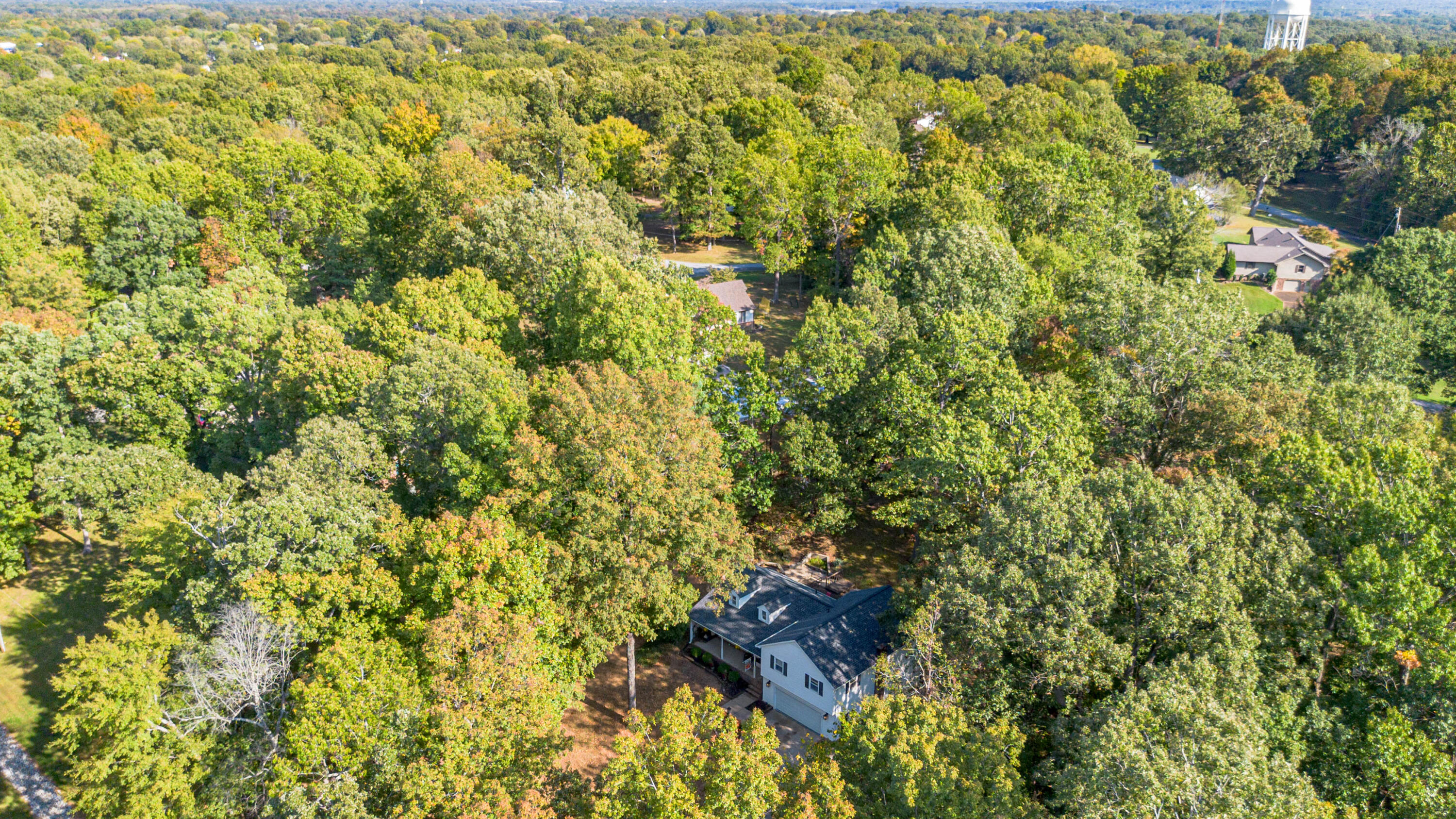 222 Sir Charles Court Property Photo 25