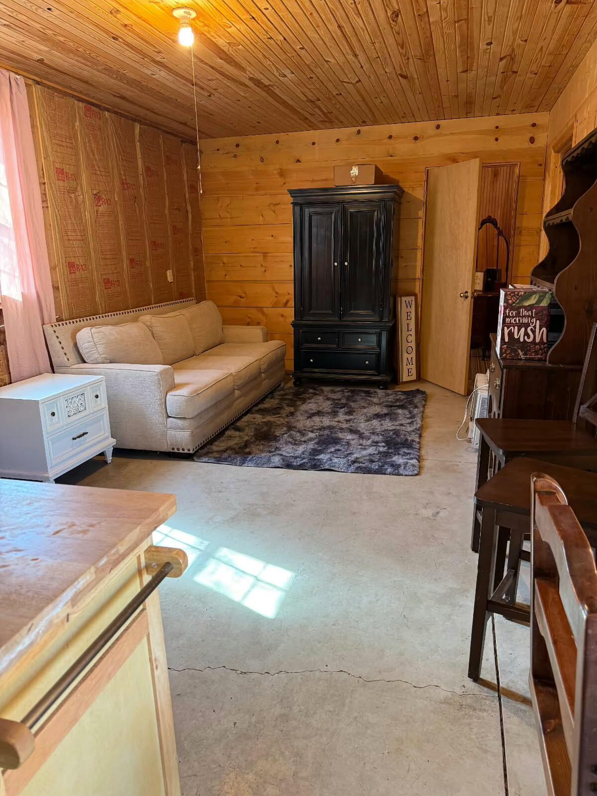 247 Simcoe Drive Property Photo 4