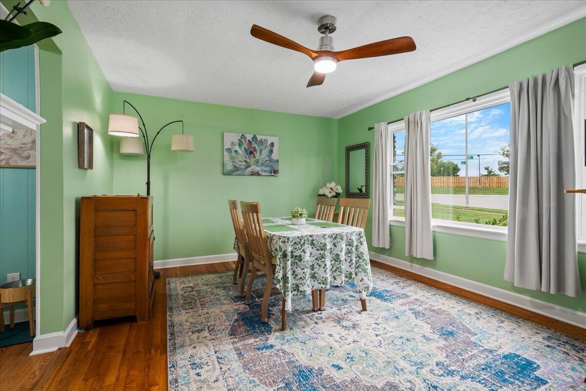 2206 Circle Drive Property Photo 6