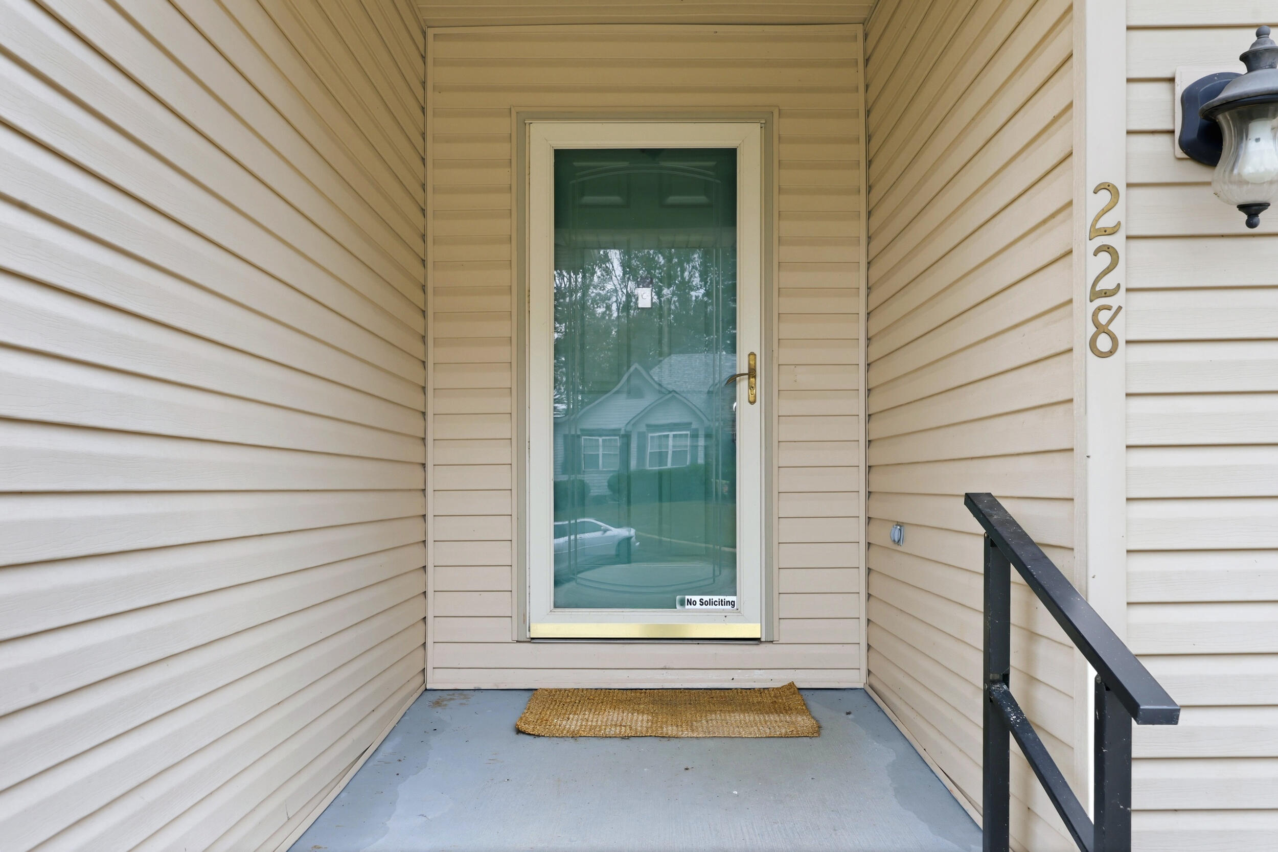 228 Colony Boulevard Property Photo 3