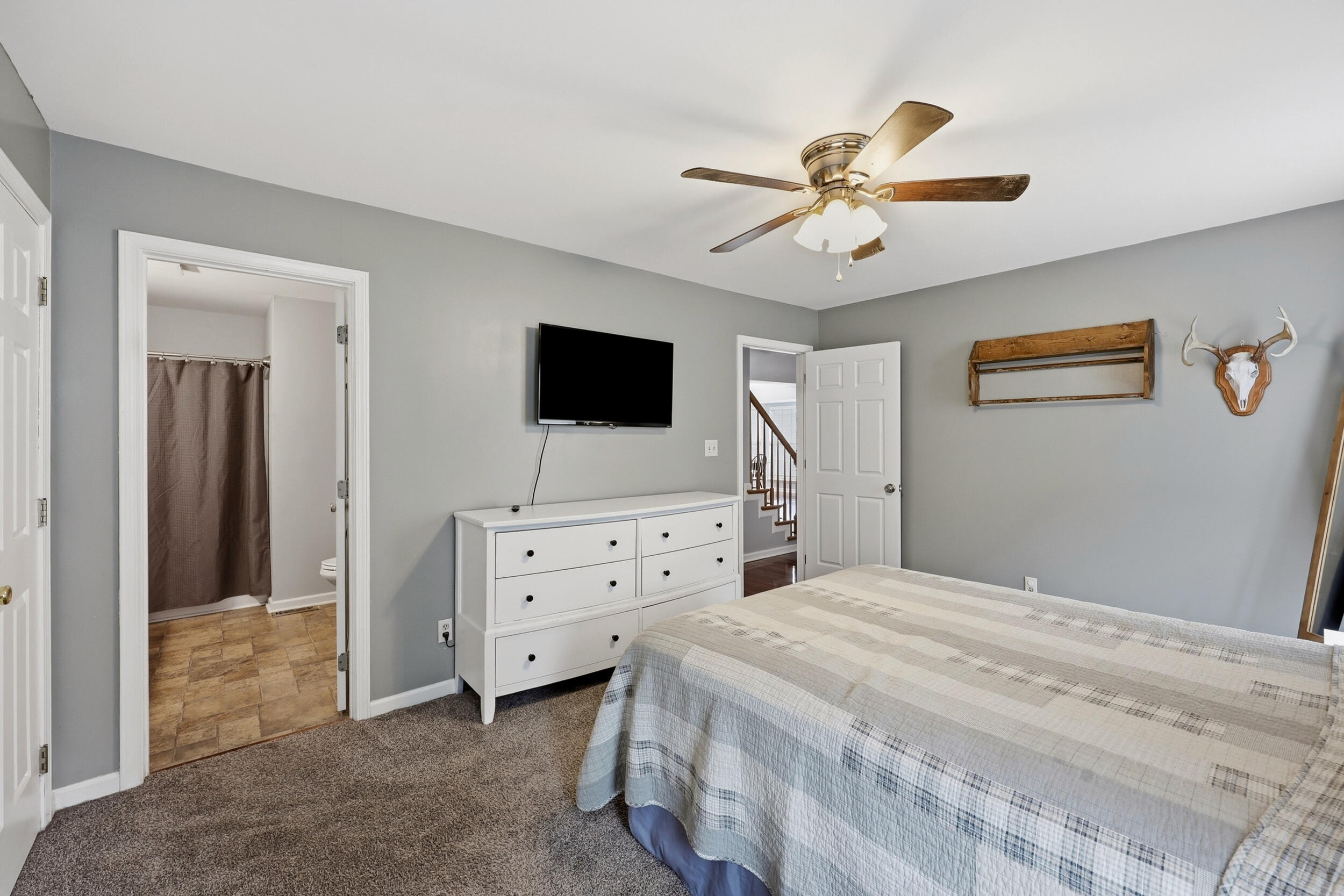 228 Colony Boulevard Property Photo 16