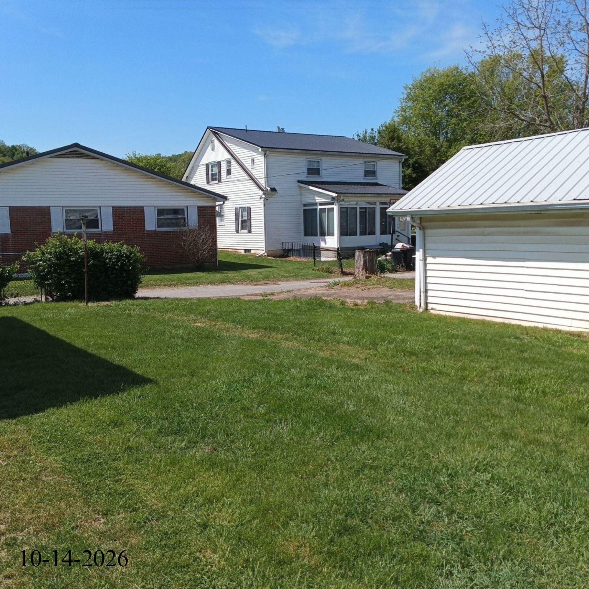 1314 Forest Avenue Property Photo 5