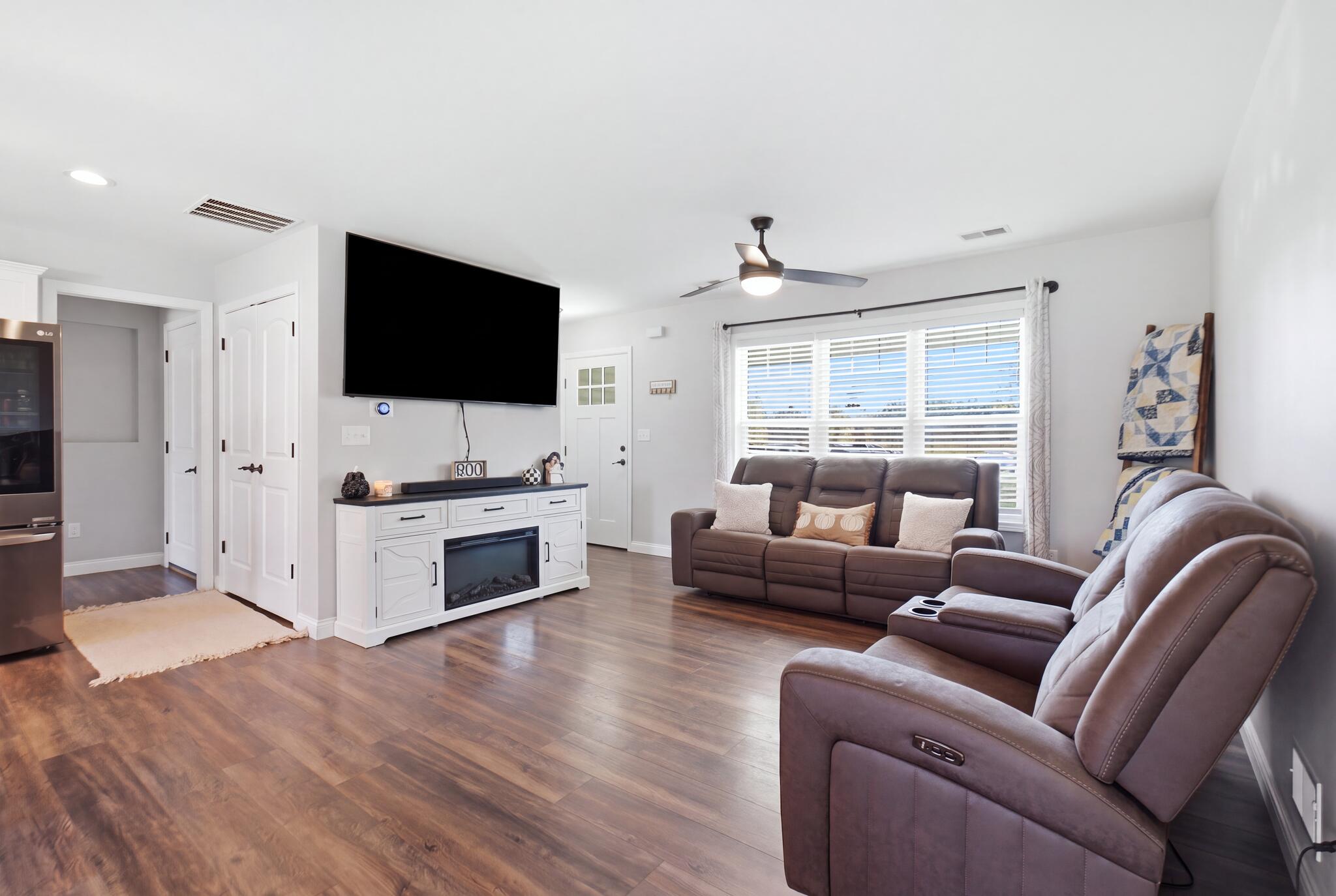 475 Flint Road Property Photo 3