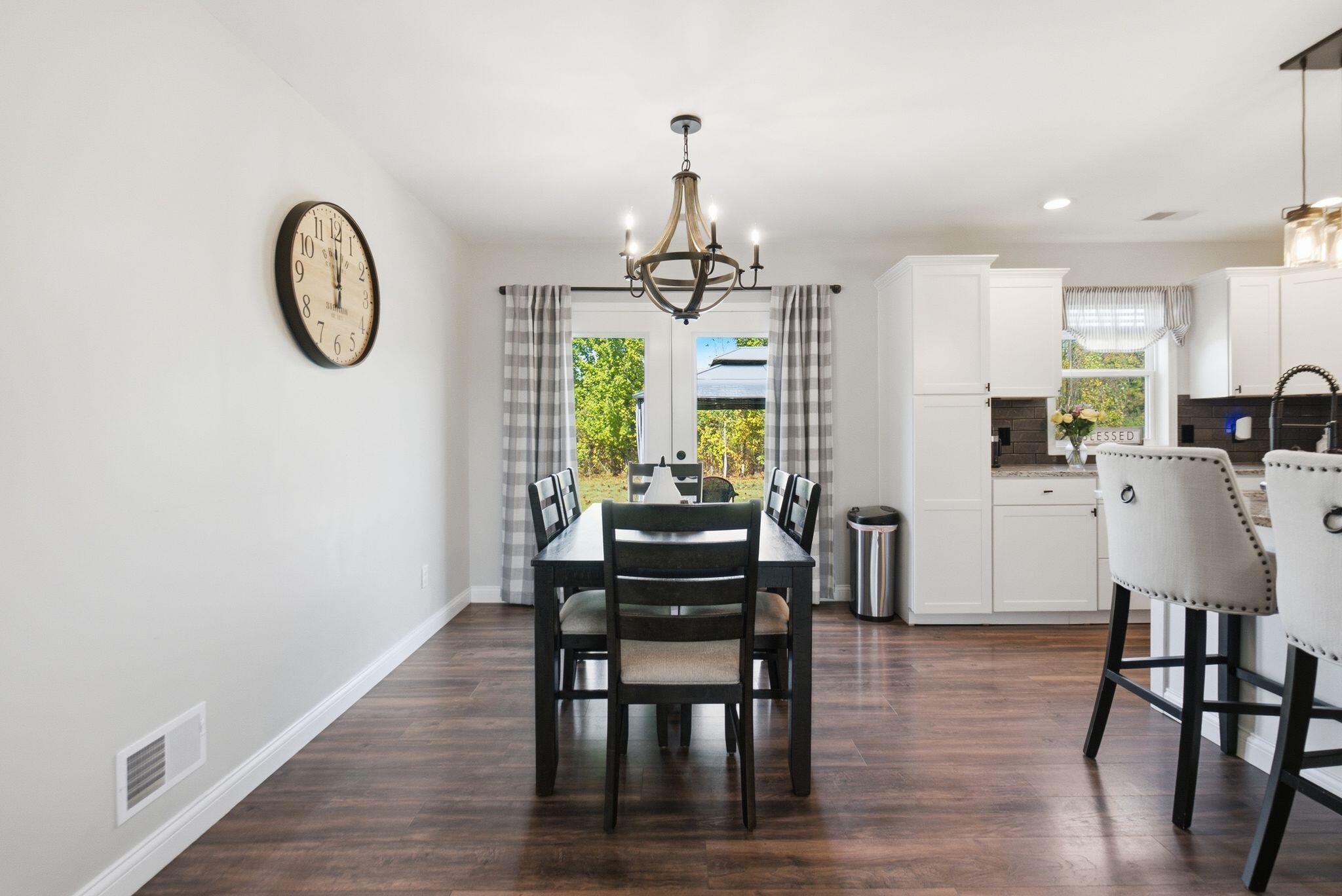 475 Flint Road Property Photo 5