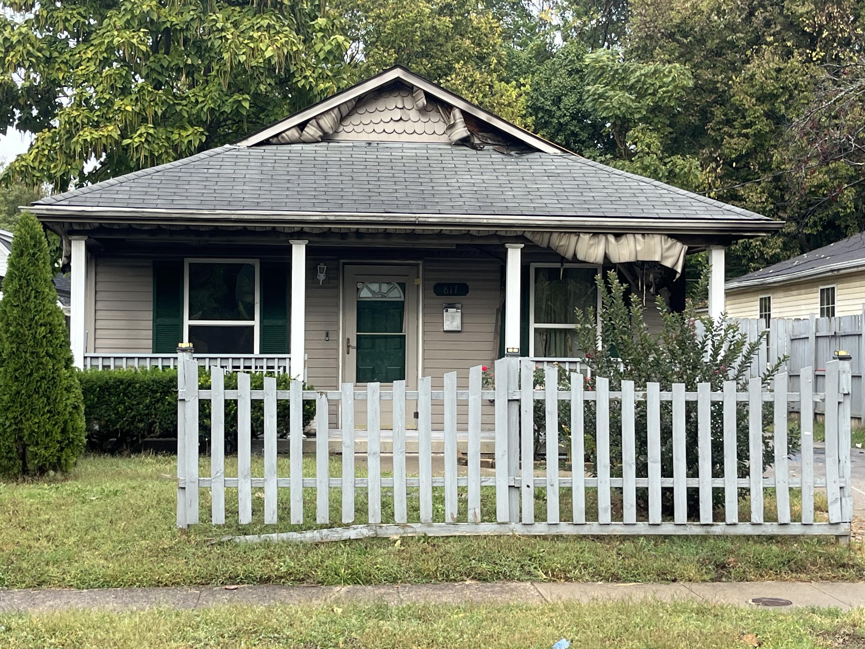 817 Charles Avenue Property Photo 1